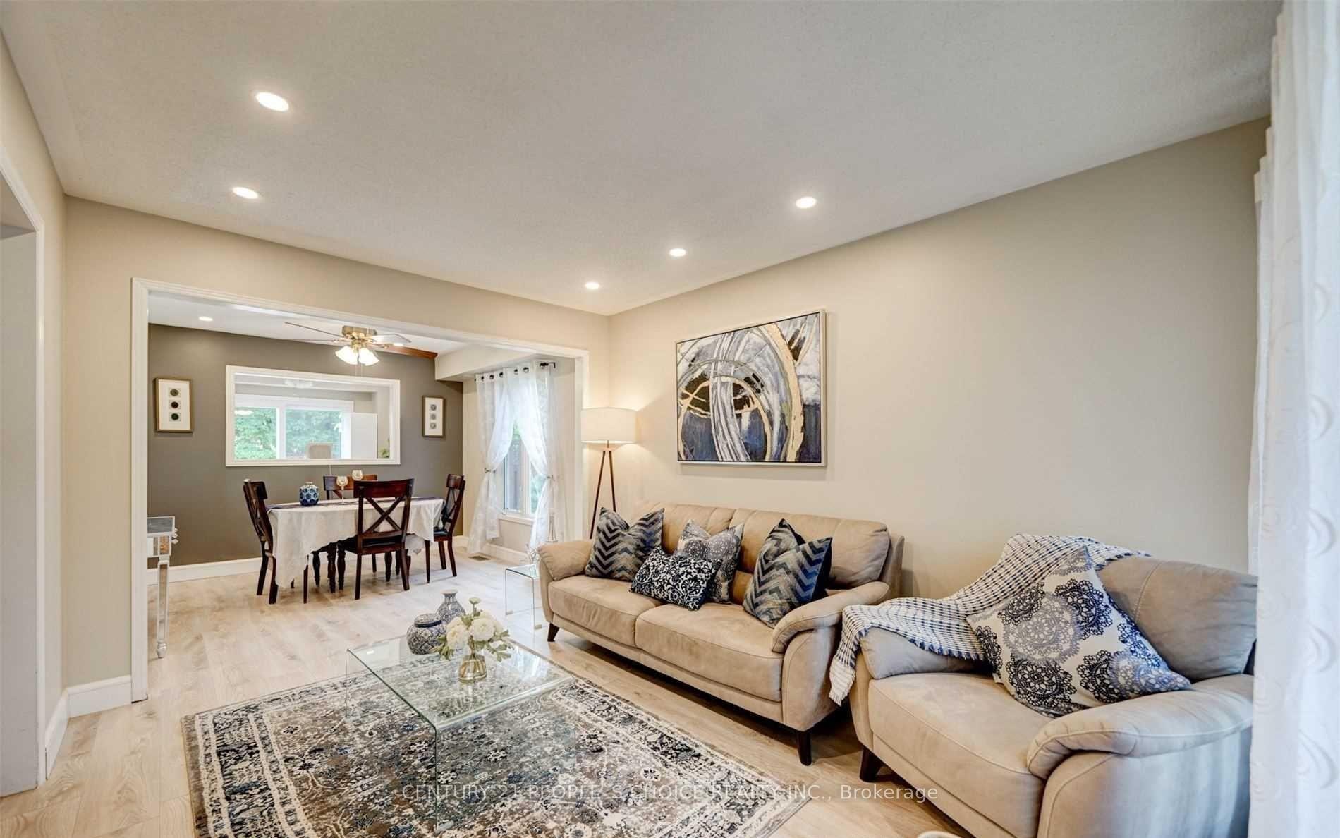 Photo 8 of 1162 Leewood Drive, Oakville, Glen Abbey — HOMEH