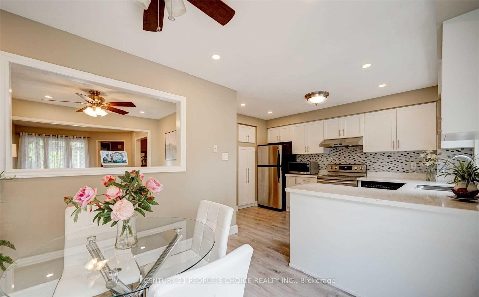 Photo 12 of 1162 Leewood Drive, Oakville, Glen Abbey — HOMEH