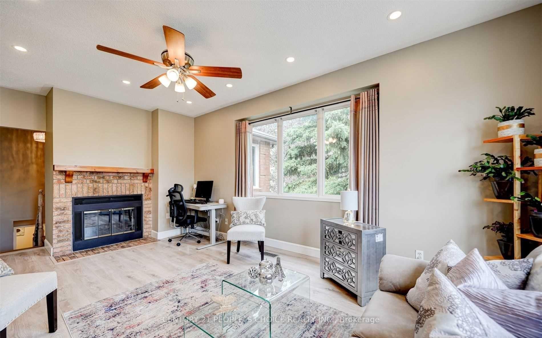 Photo 18 of 1162 Leewood Drive, Oakville, Glen Abbey — HOMEH
