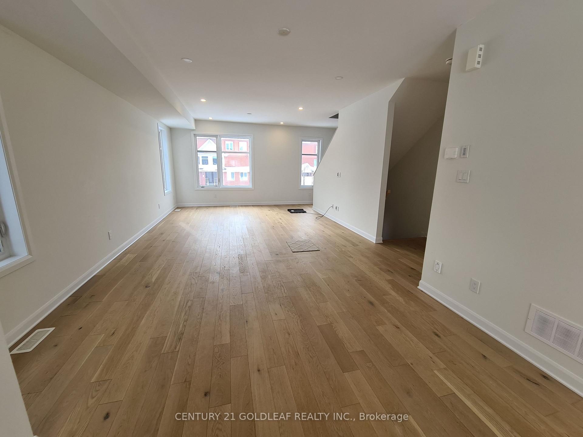 Photo 5 of 47 Lakepointe Drive, Ottawa, Avalon East — HOMEH