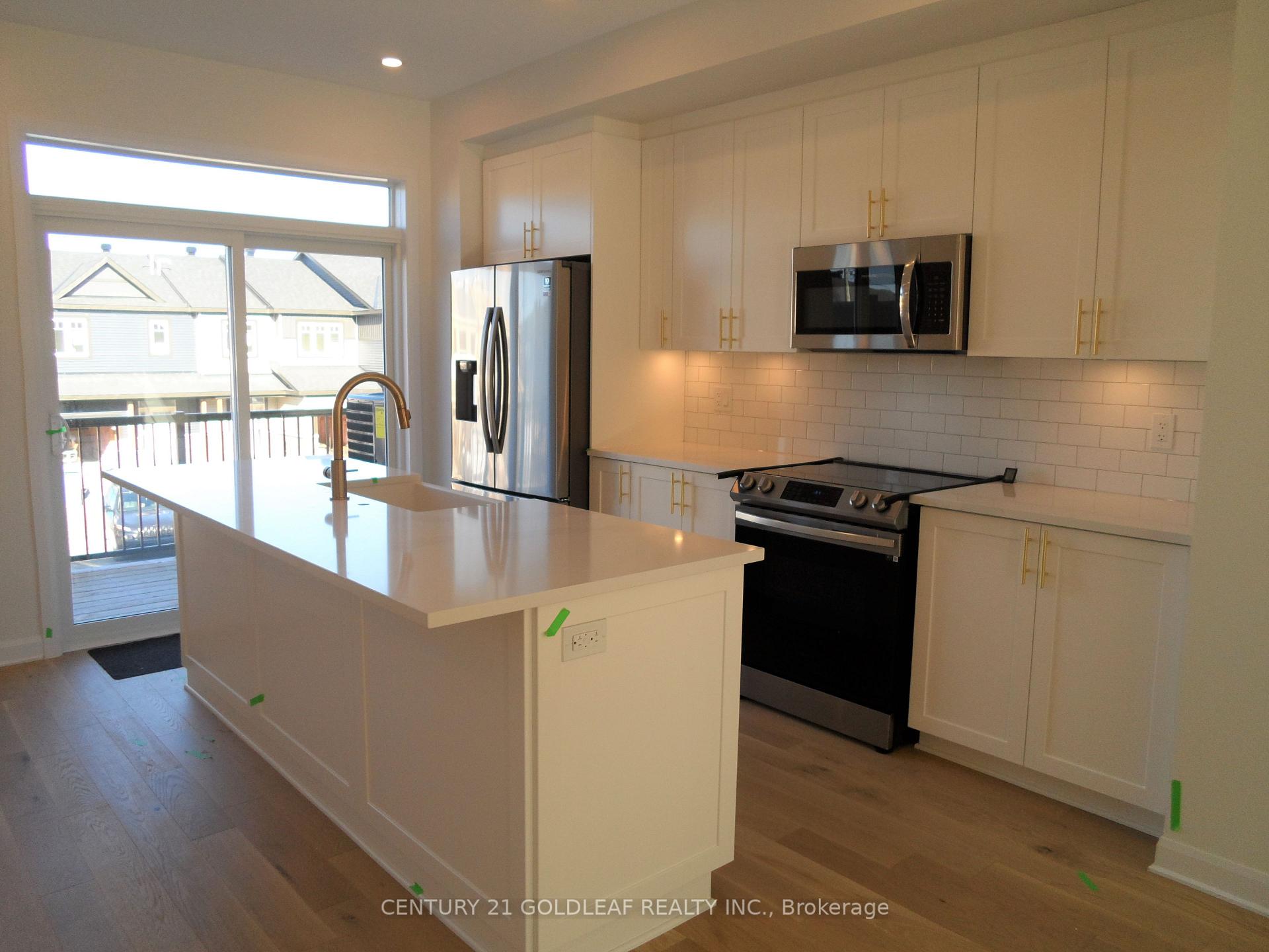 Photo 7 of 47 Lakepointe Drive, Ottawa, Avalon East — HOMEH