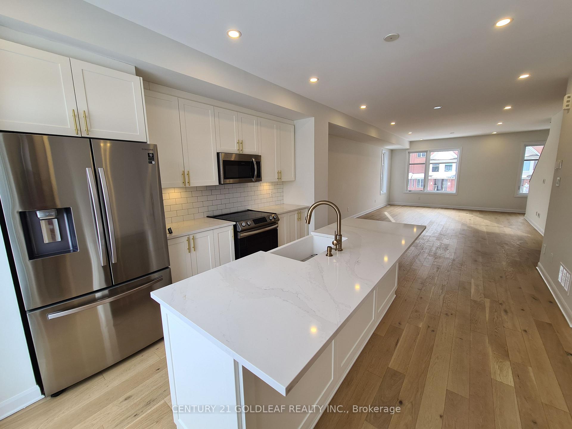 Photo 12 of 47 Lakepointe Drive, Ottawa, Avalon East — HOMEH