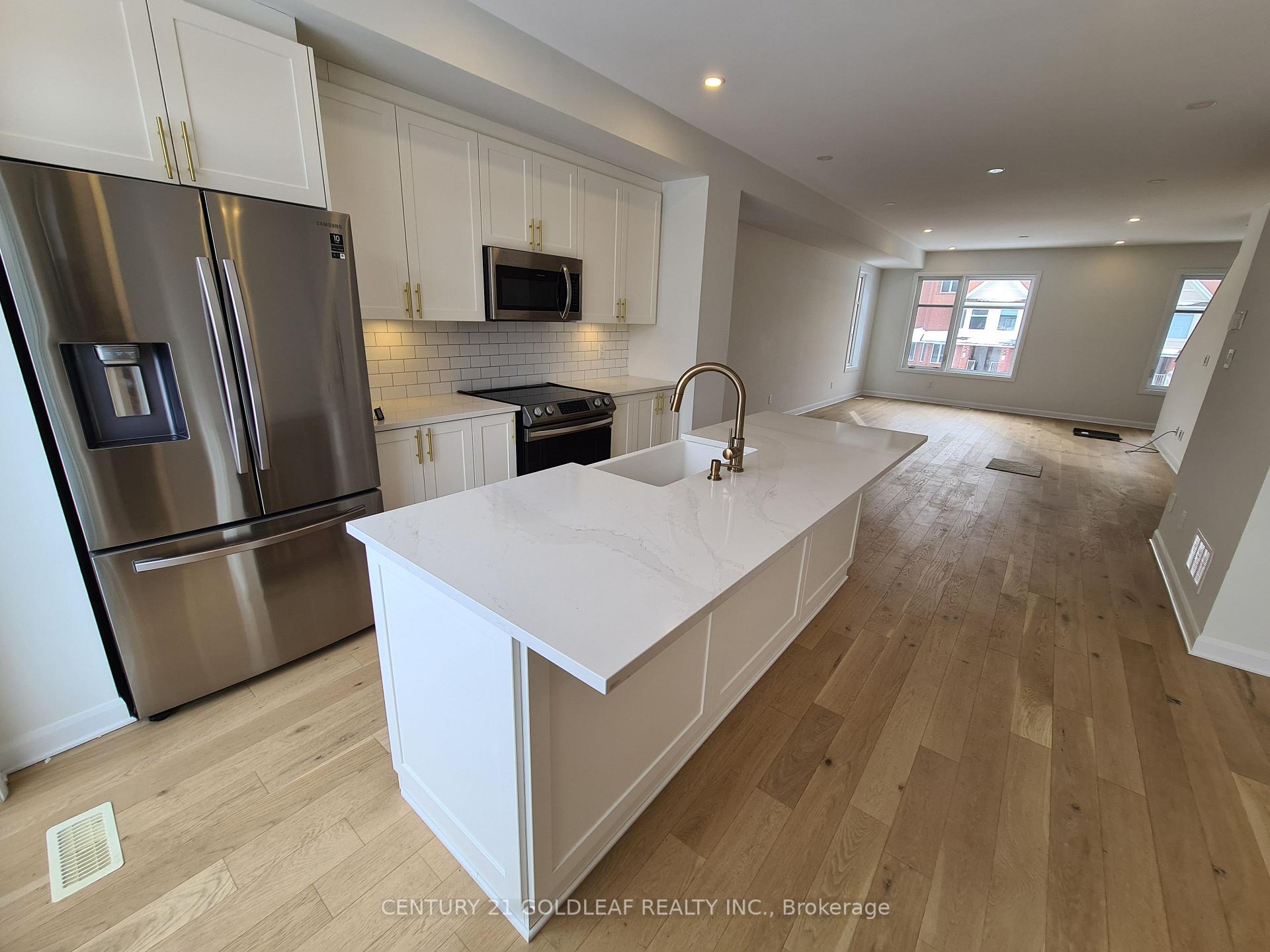 Photo 14 of 47 Lakepointe Drive, Ottawa, Avalon East — HOMEH