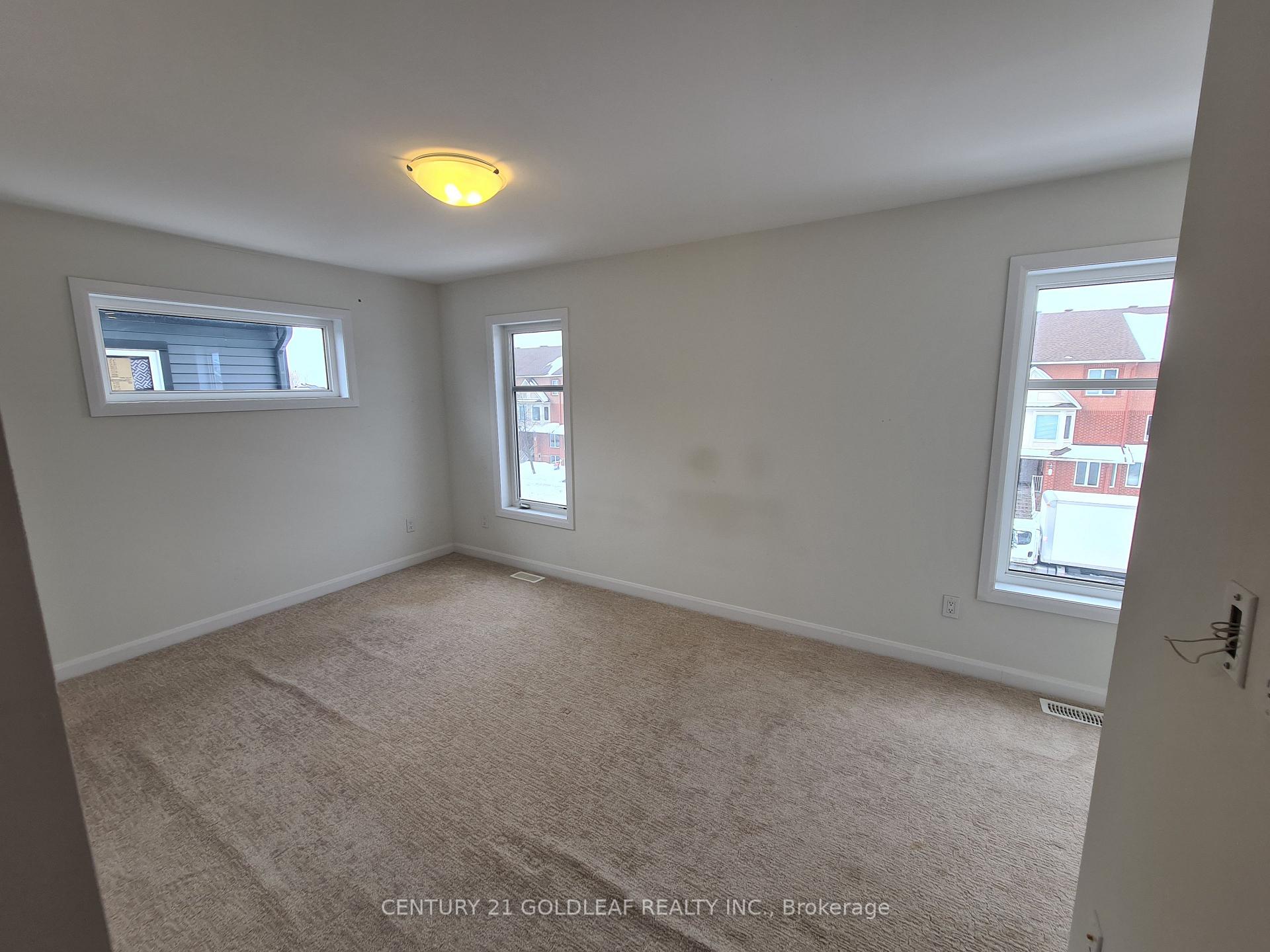 Photo 19 of 47 Lakepointe Drive, Ottawa, Avalon East — HOMEH