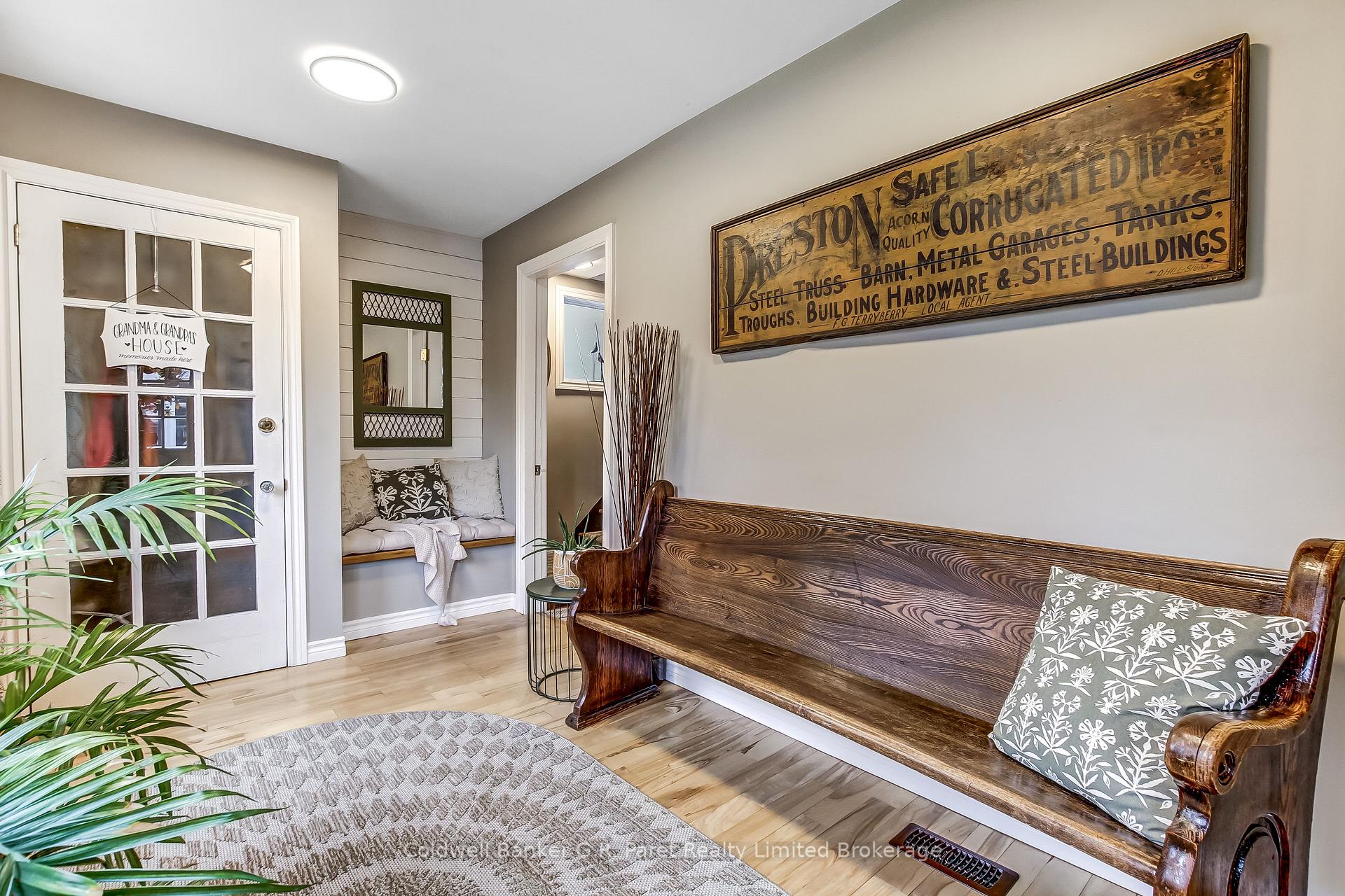 Photo 2 of 93 King Lane, Norfolk, Simcoe — HOMEH