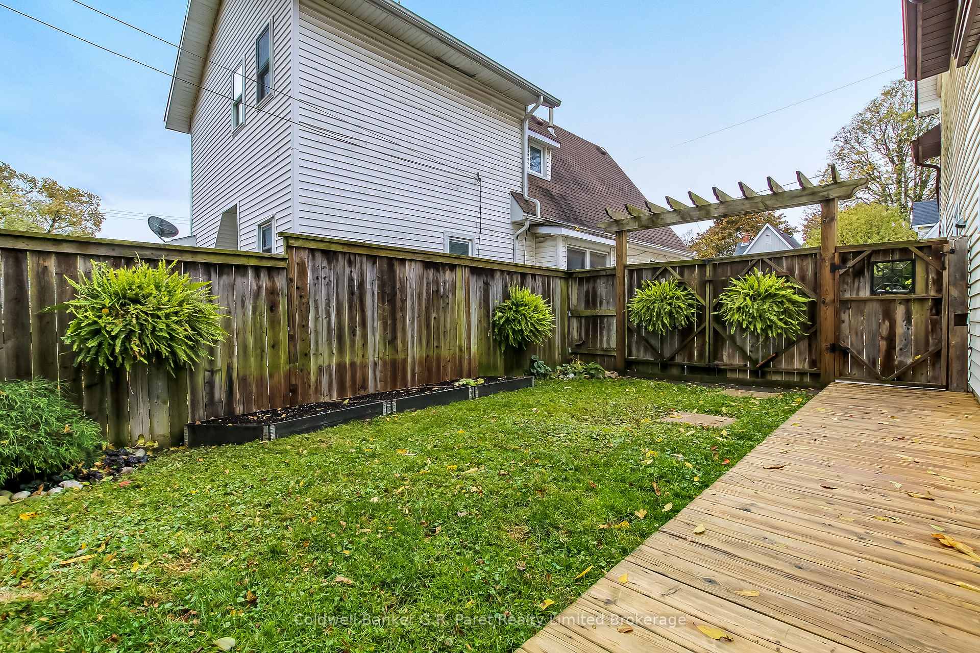 Photo 23 of 93 King Lane, Norfolk, Simcoe — HOMEH