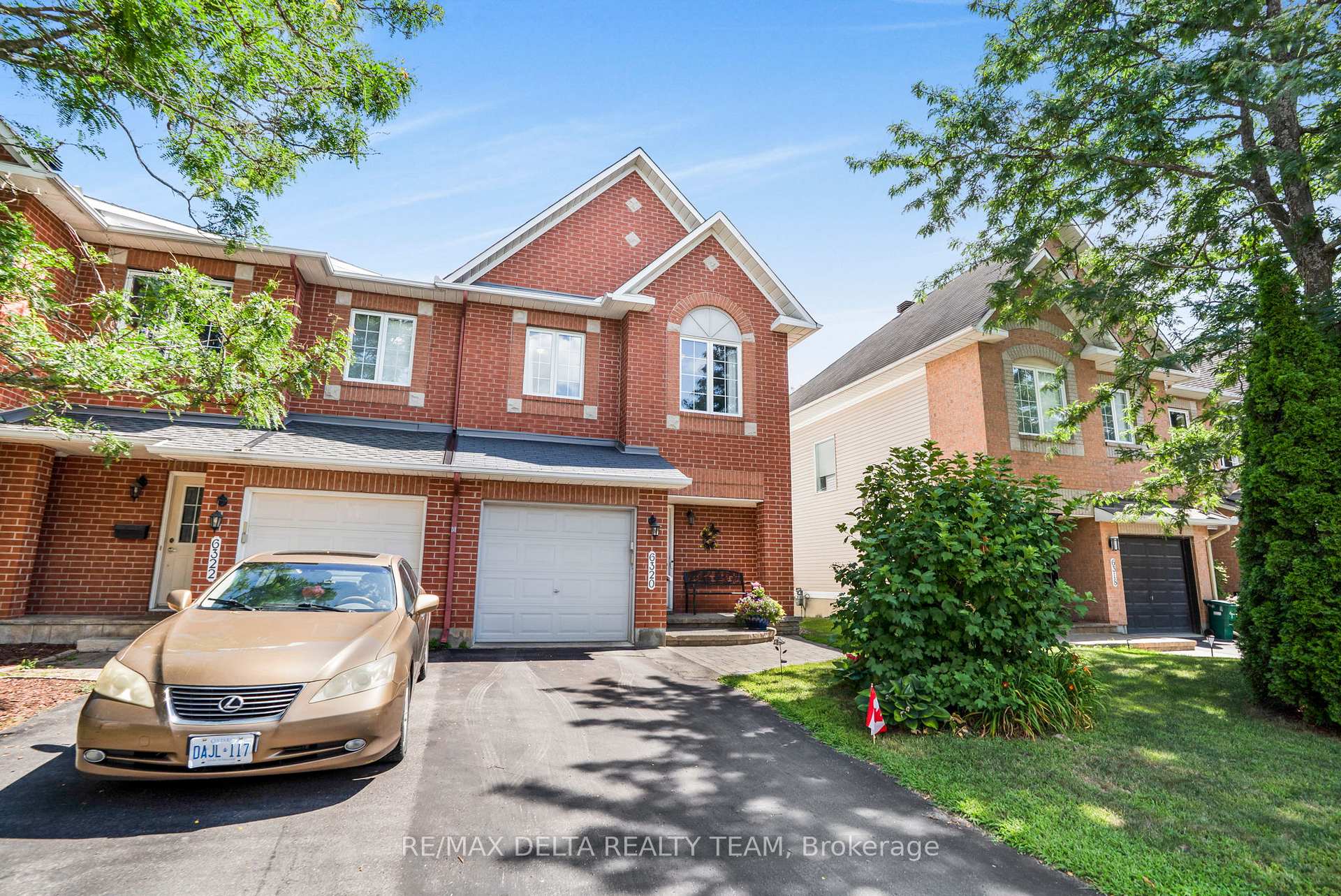 Photo 2 of 6320 Sablewood Place, Ottawa, Chapel Hill — HOMEH