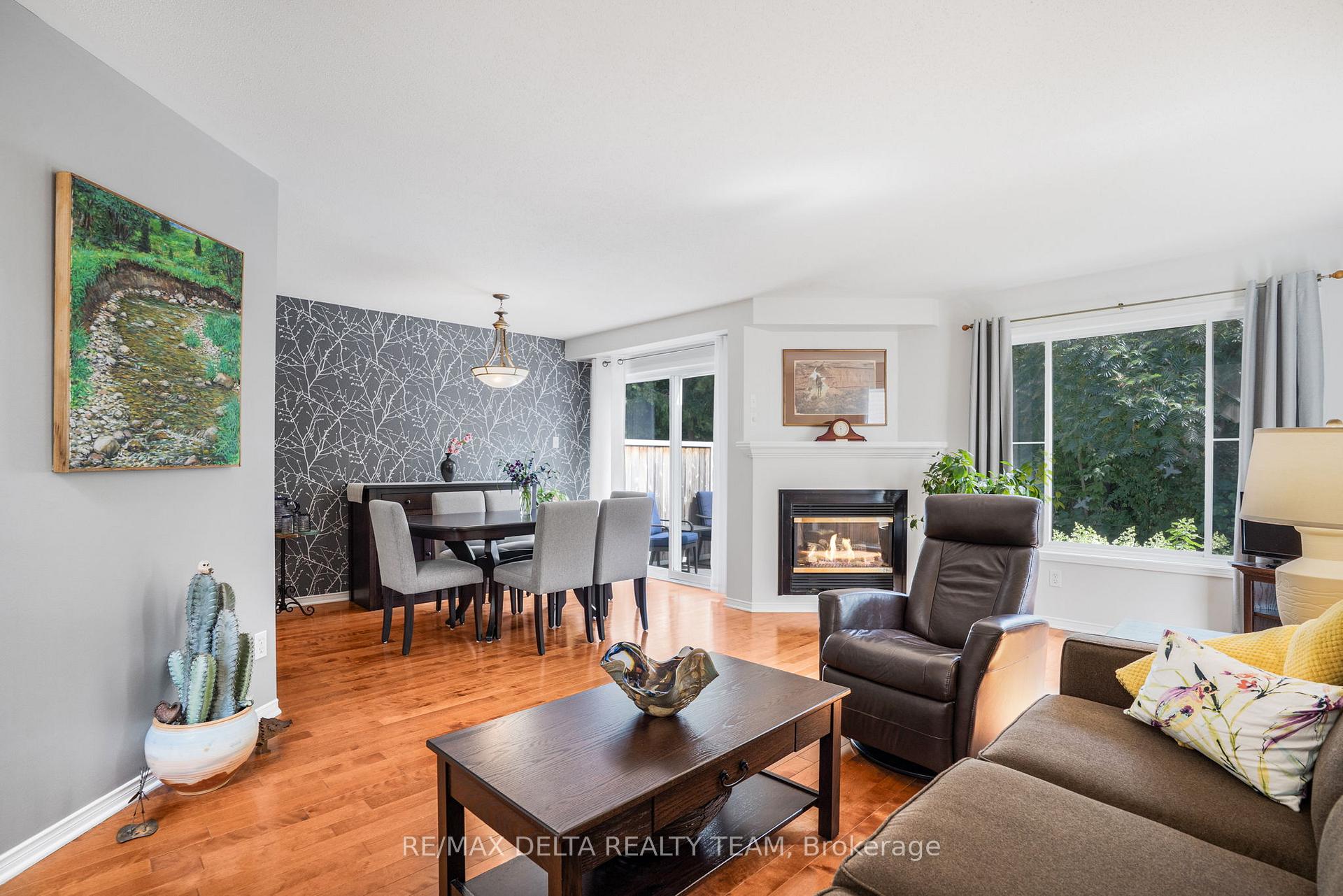 Photo 15 of 6320 Sablewood Place, Ottawa, Chapel Hill — HOMEH