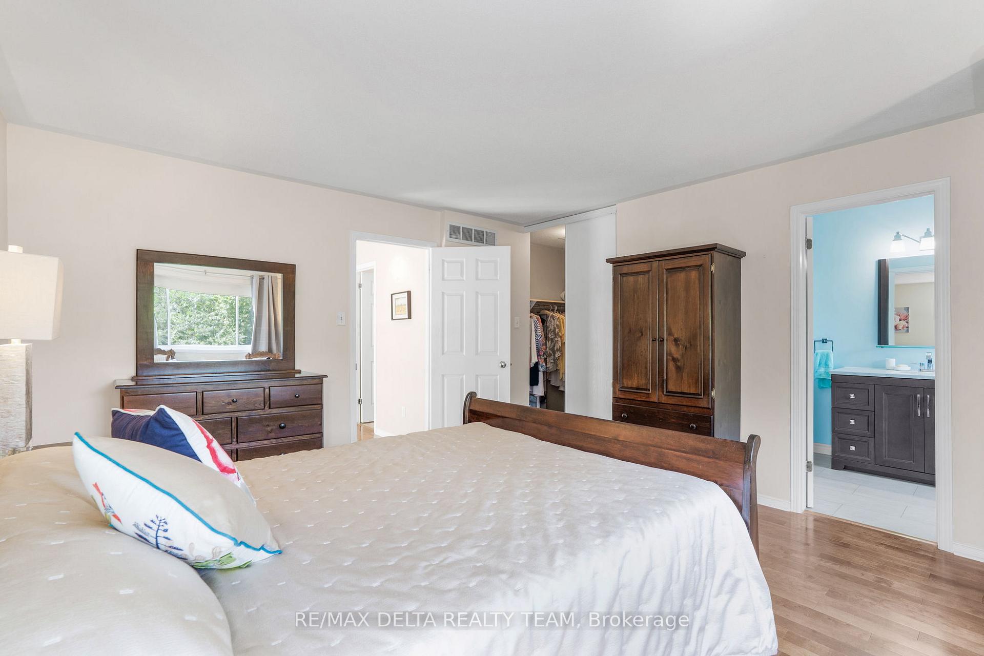 Photo 21 of 6320 Sablewood Place, Ottawa, Chapel Hill — HOMEH