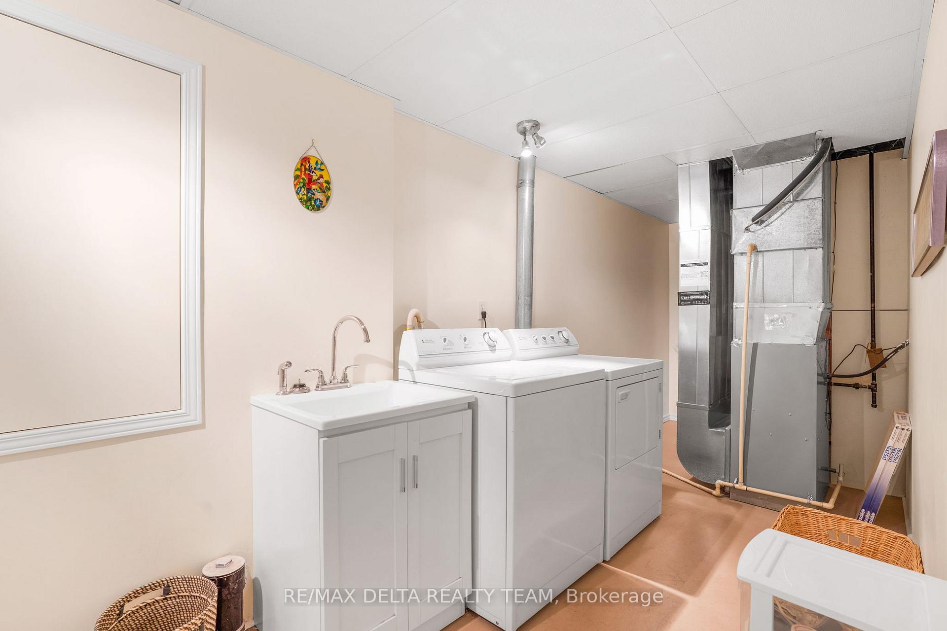 Photo 26 of 6320 Sablewood Place, Ottawa, Chapel Hill — HOMEH