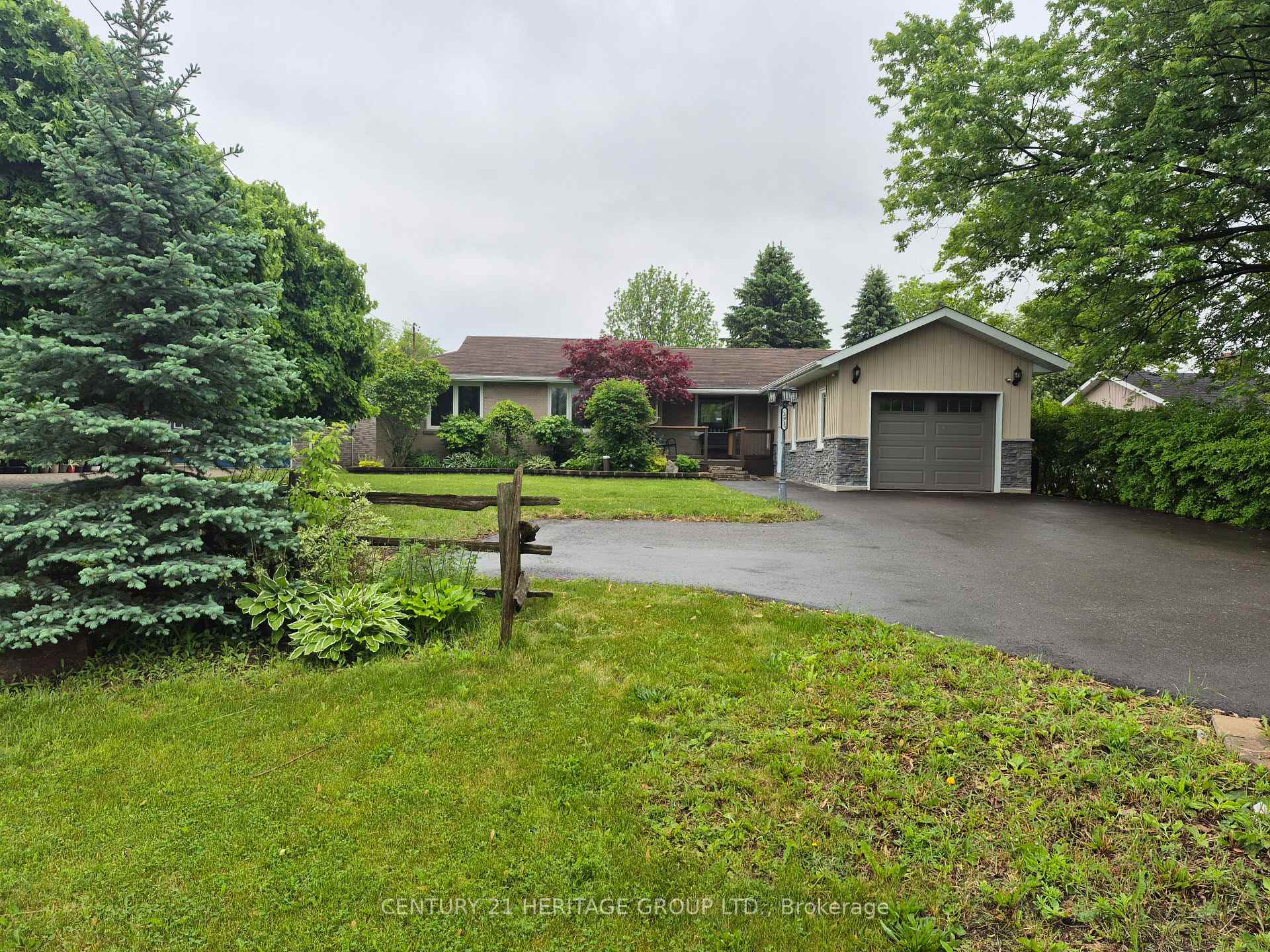 Photo 1 of 391 Victoria Street E, New Tecumseth, Alliston — HOMEH