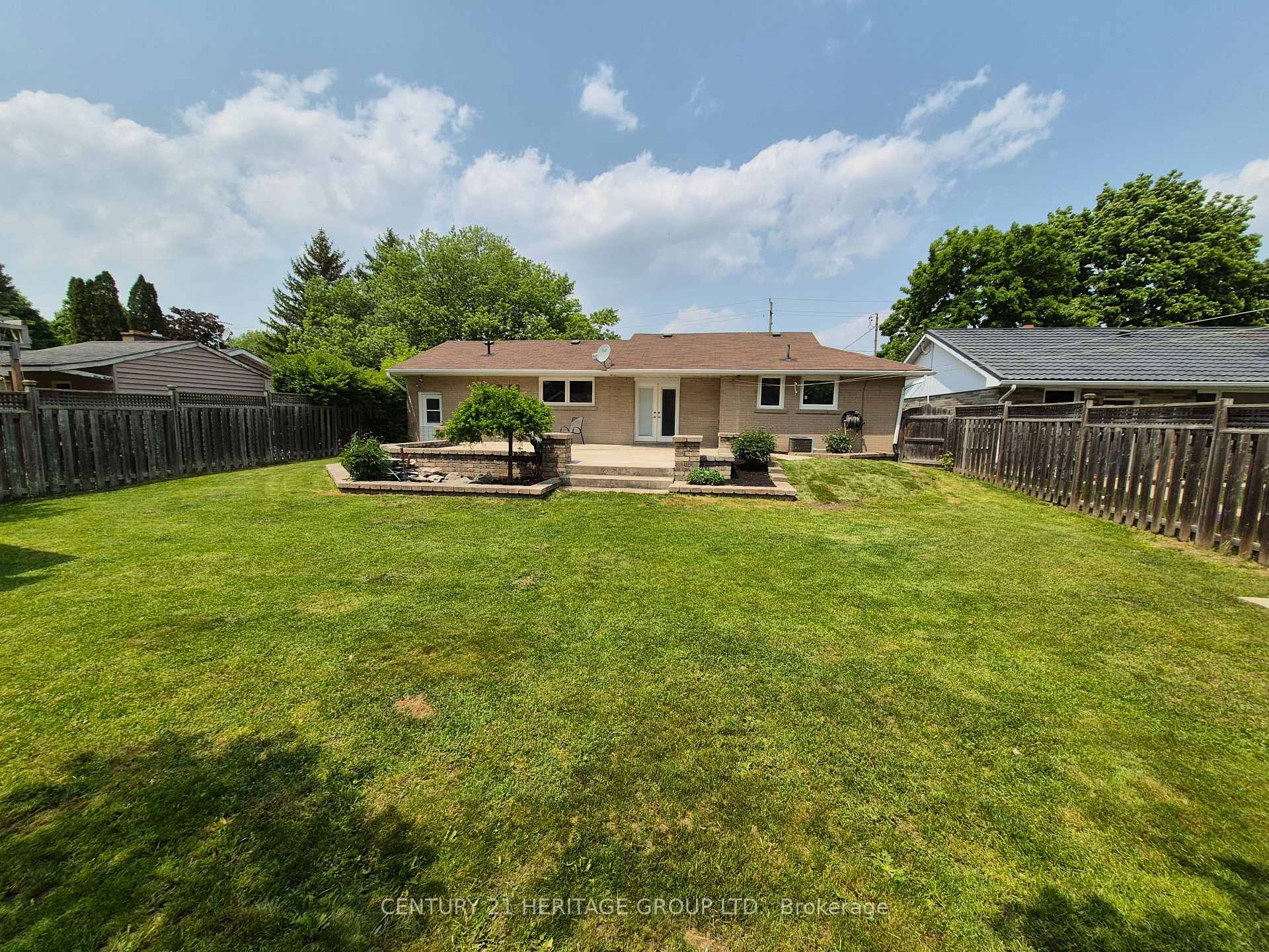 Photo 36 of 391 Victoria Street E, New Tecumseth, Alliston — HOMEH