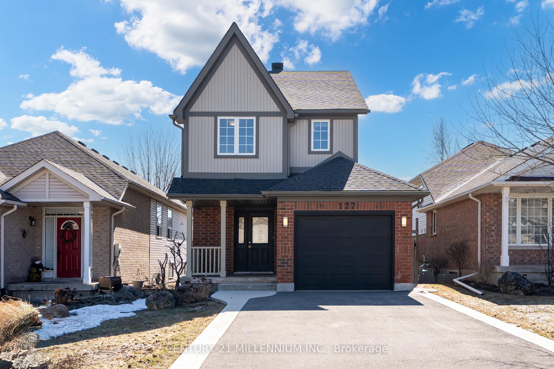 Front of 127 Biscayne Crescent