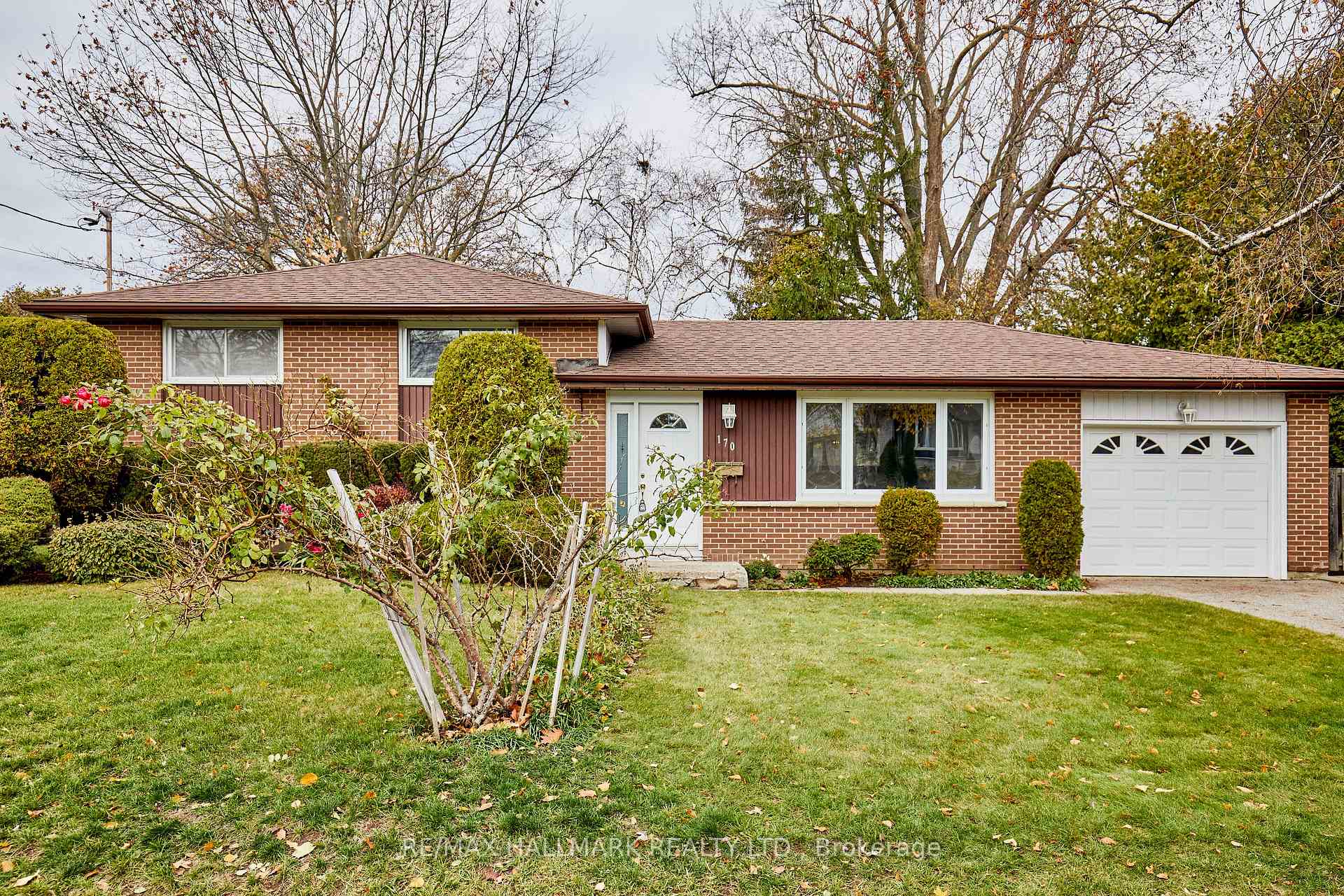 Photo 1 of 170 Orchard View Boulevard, Oshawa, Centennial — HOMEH