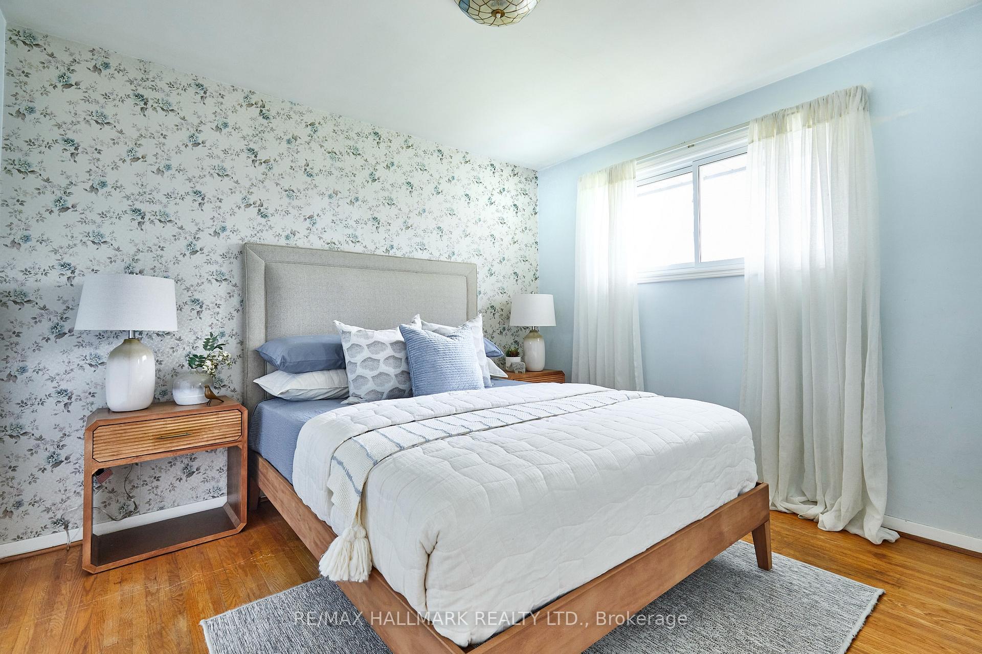 Photo 7 of 170 Orchard View Boulevard, Oshawa, Centennial — HOMEH