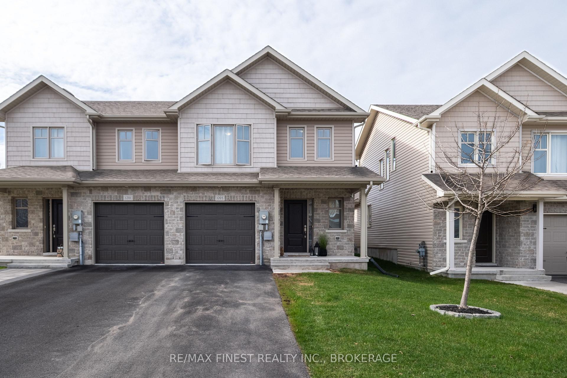 Photo 2 of 1203 Carfa Crescent, Kingston, City Northwest — HOMEH