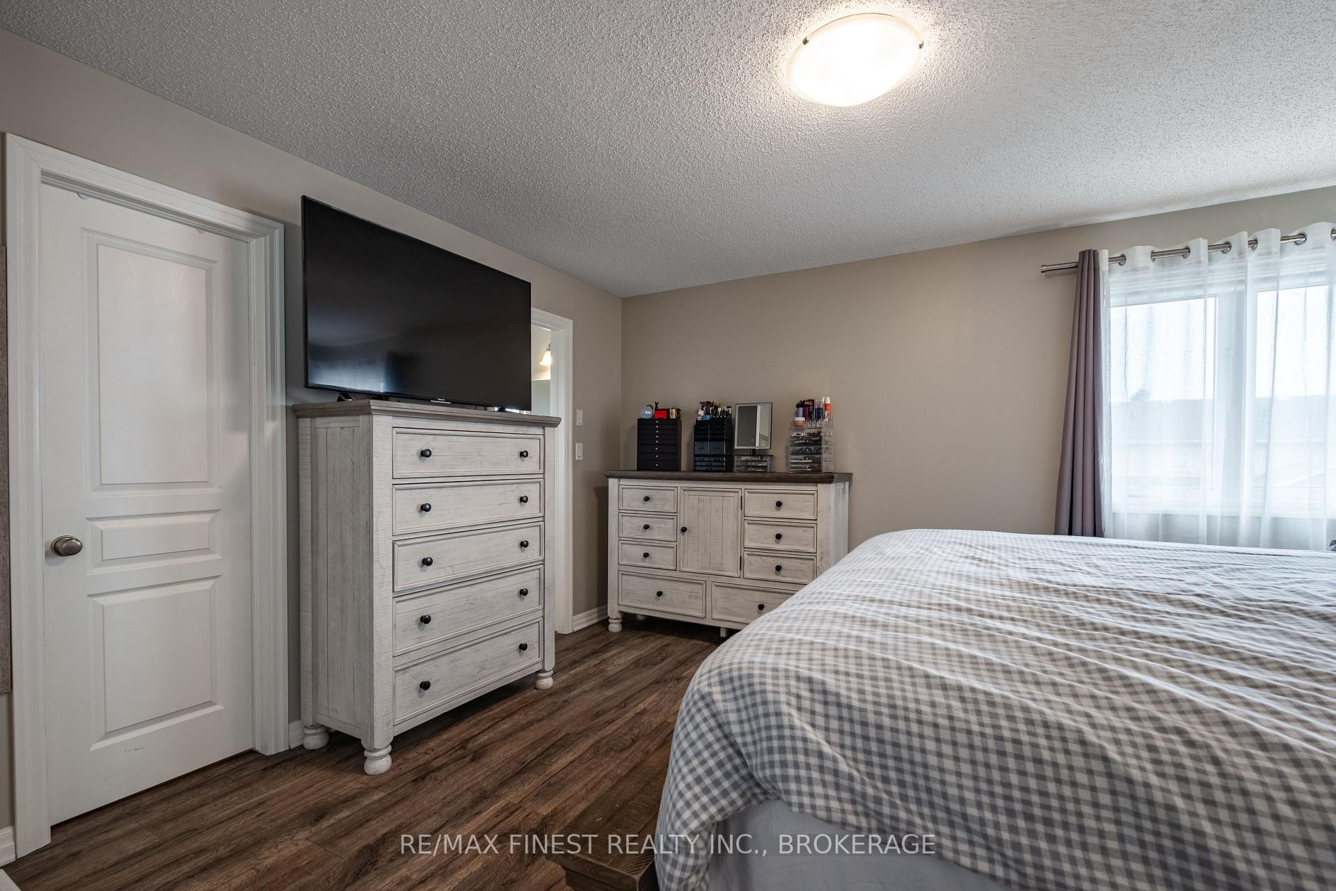 Photo 25 of 1203 Carfa Crescent, Kingston, City Northwest — HOMEH