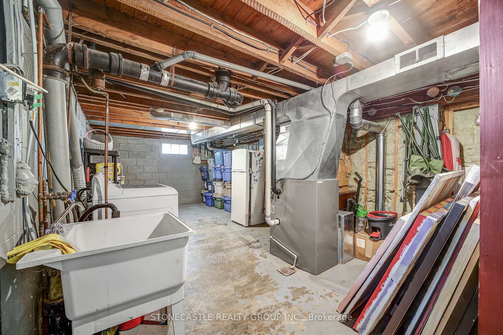 Photo 21 of 126 Brant Street E, Orillia — HOMEH