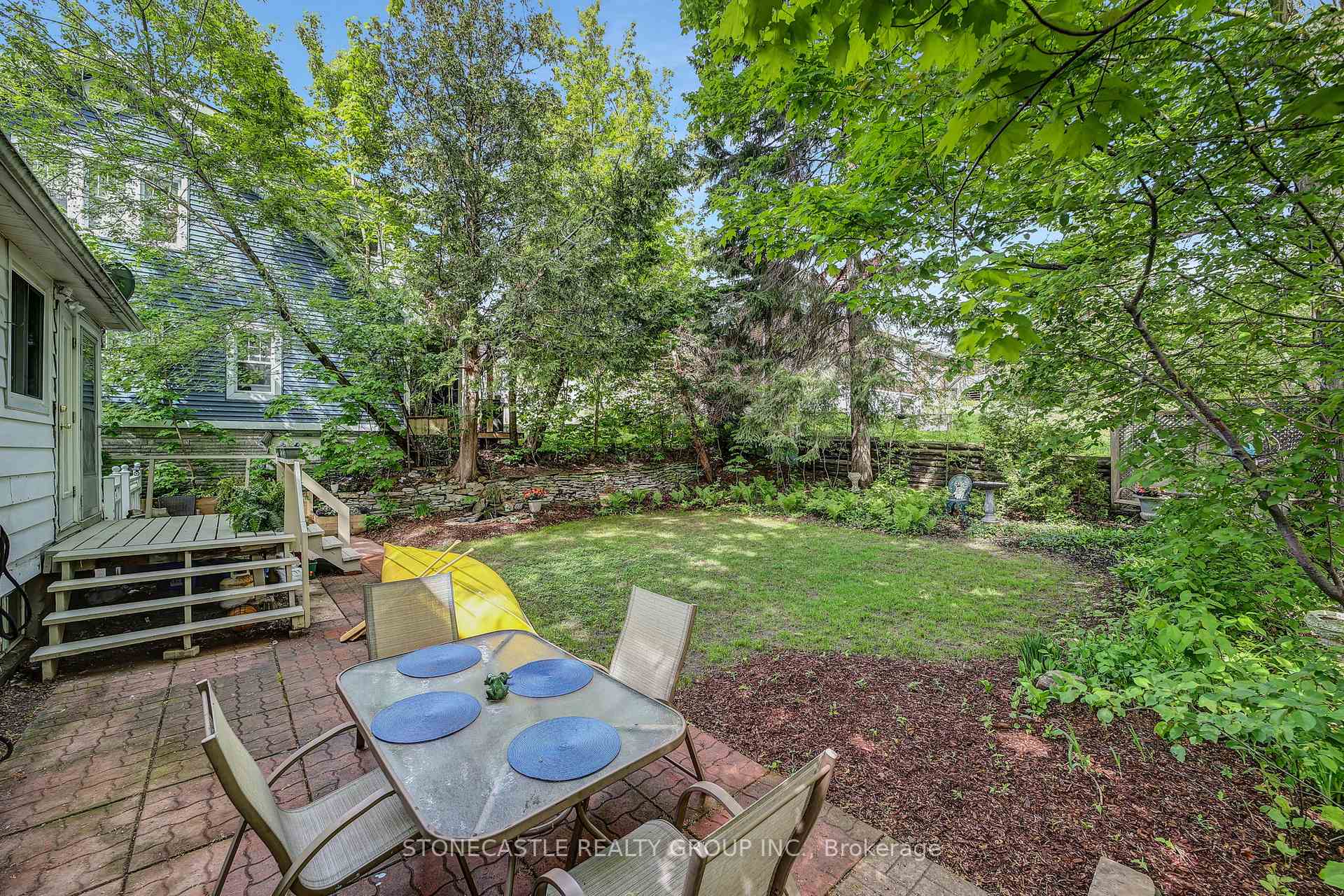 Photo 23 of 126 Brant Street E, Orillia — HOMEH