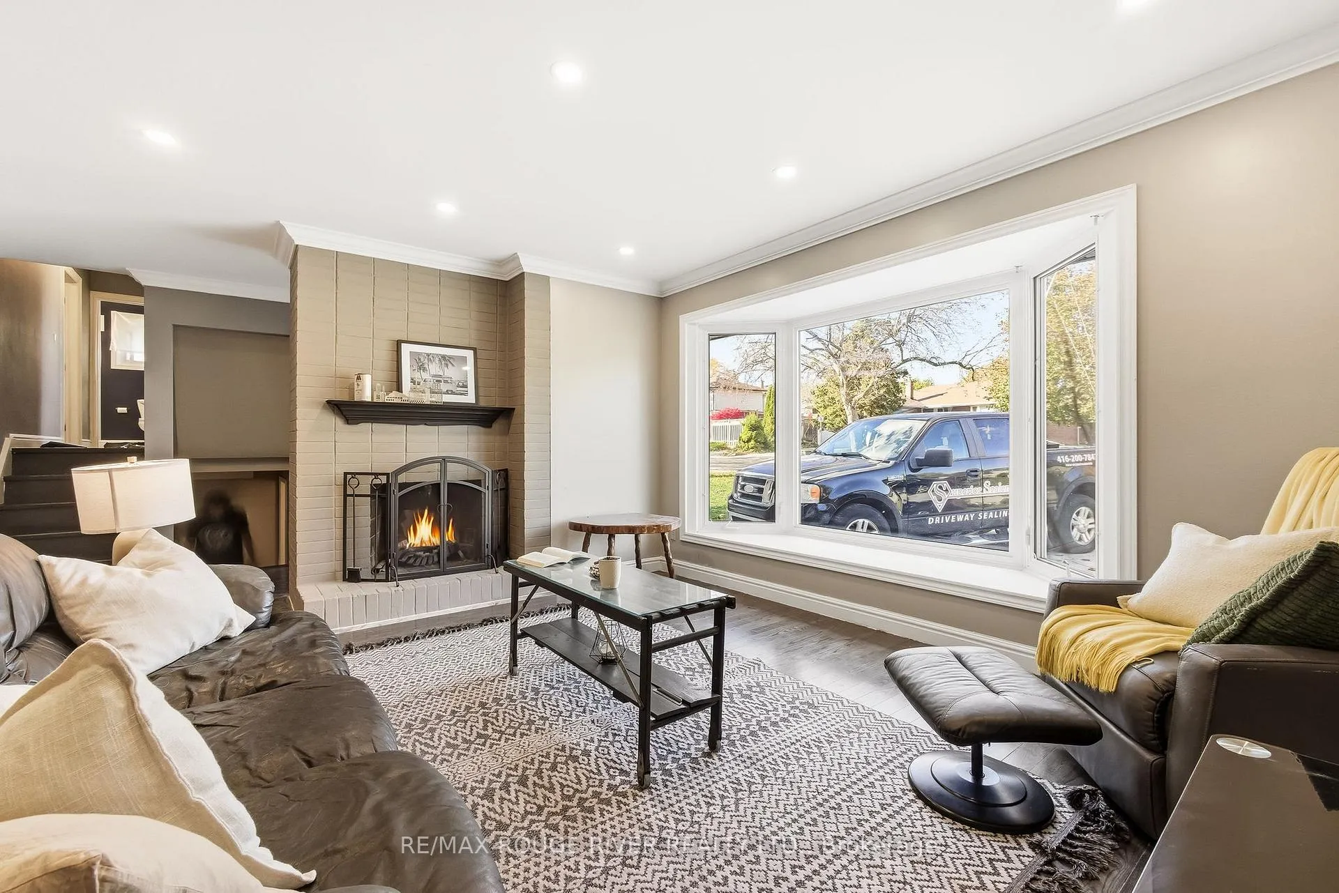 Photo 14 of 369 Glendale Avenue, Oshawa, Northglen — HOMEH