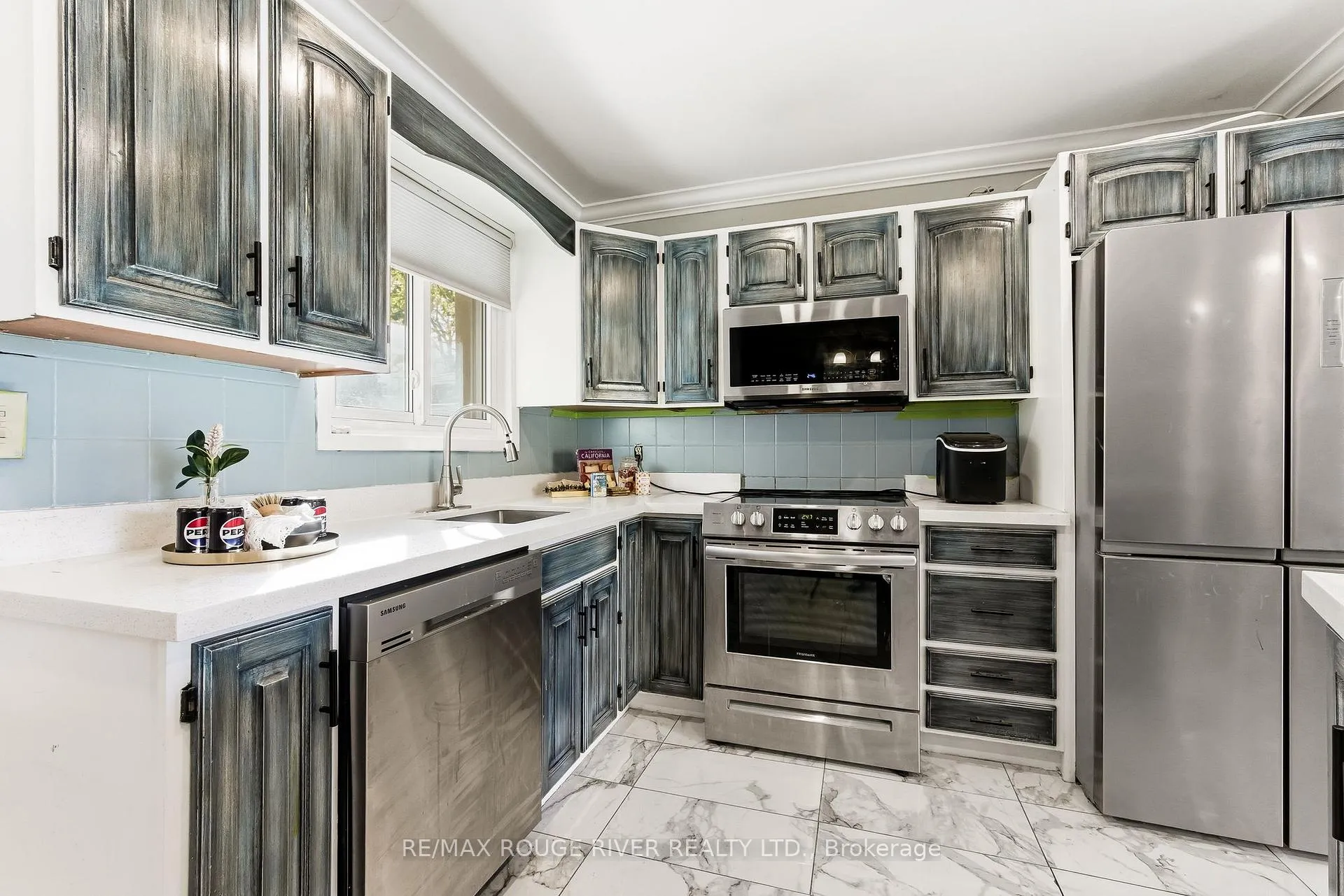 Photo 18 of 369 Glendale Avenue, Oshawa, Northglen — HOMEH