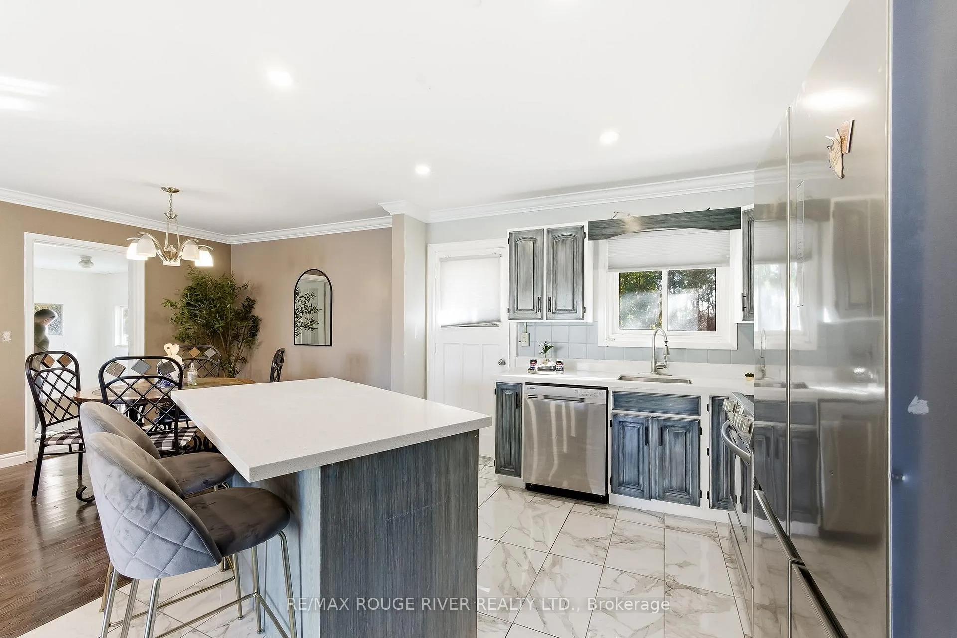 Photo 20 of 369 Glendale Avenue, Oshawa, Northglen — HOMEH