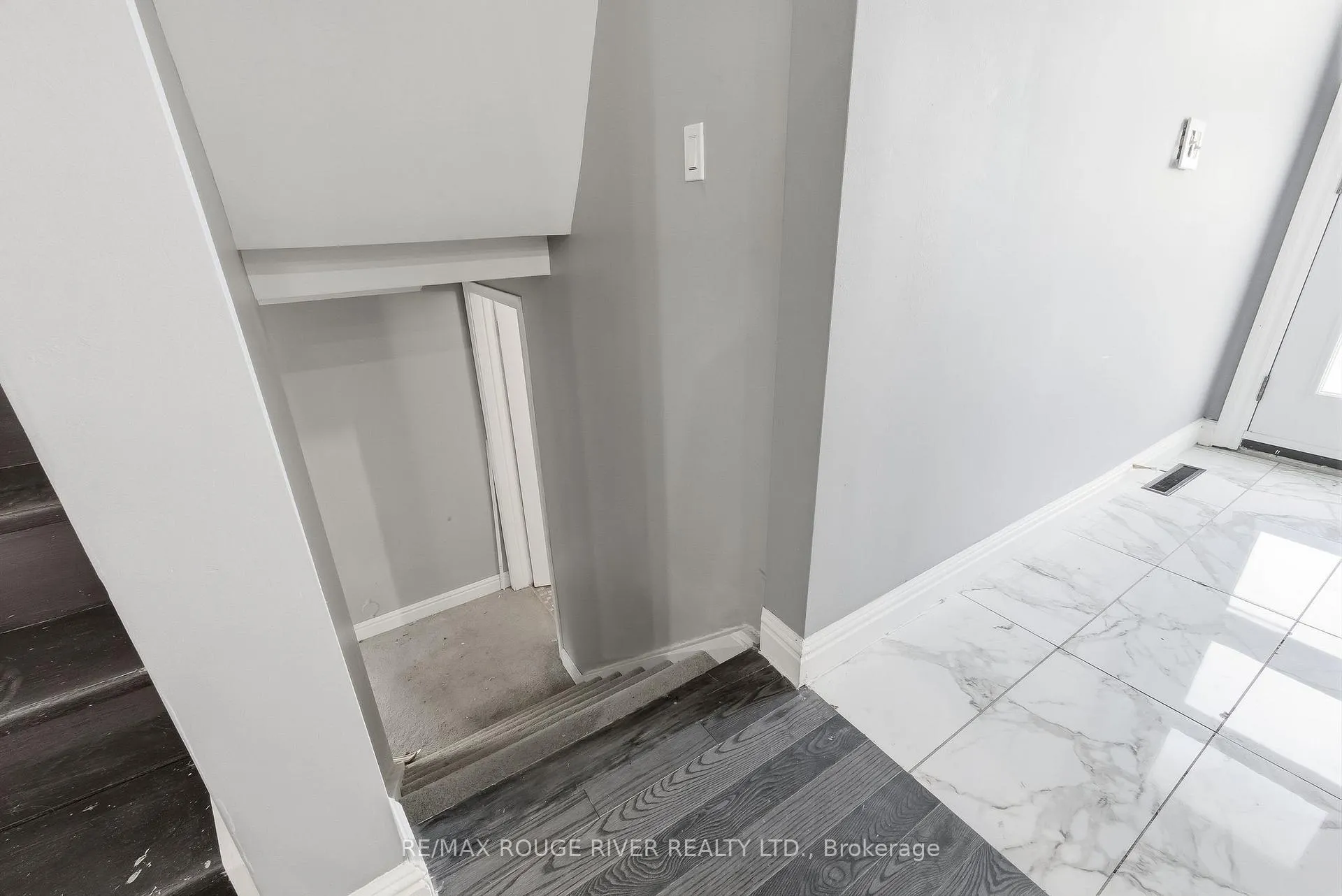 Photo 28 of 369 Glendale Avenue, Oshawa, Northglen — HOMEH