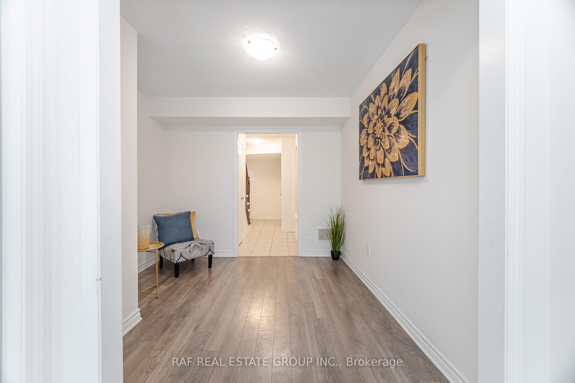 Photo 6 of Unit 71, 1000 Asleton Boulevard, Milton, Willmott — HOMEH