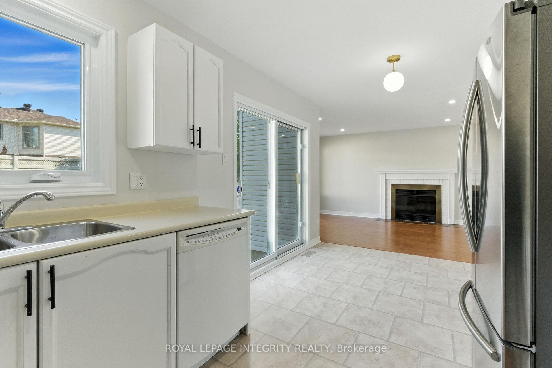 Photo 17 of 775 Adencliffe Drive, Ottawa, Fallingbrook/Ridgemount — HOMEH
