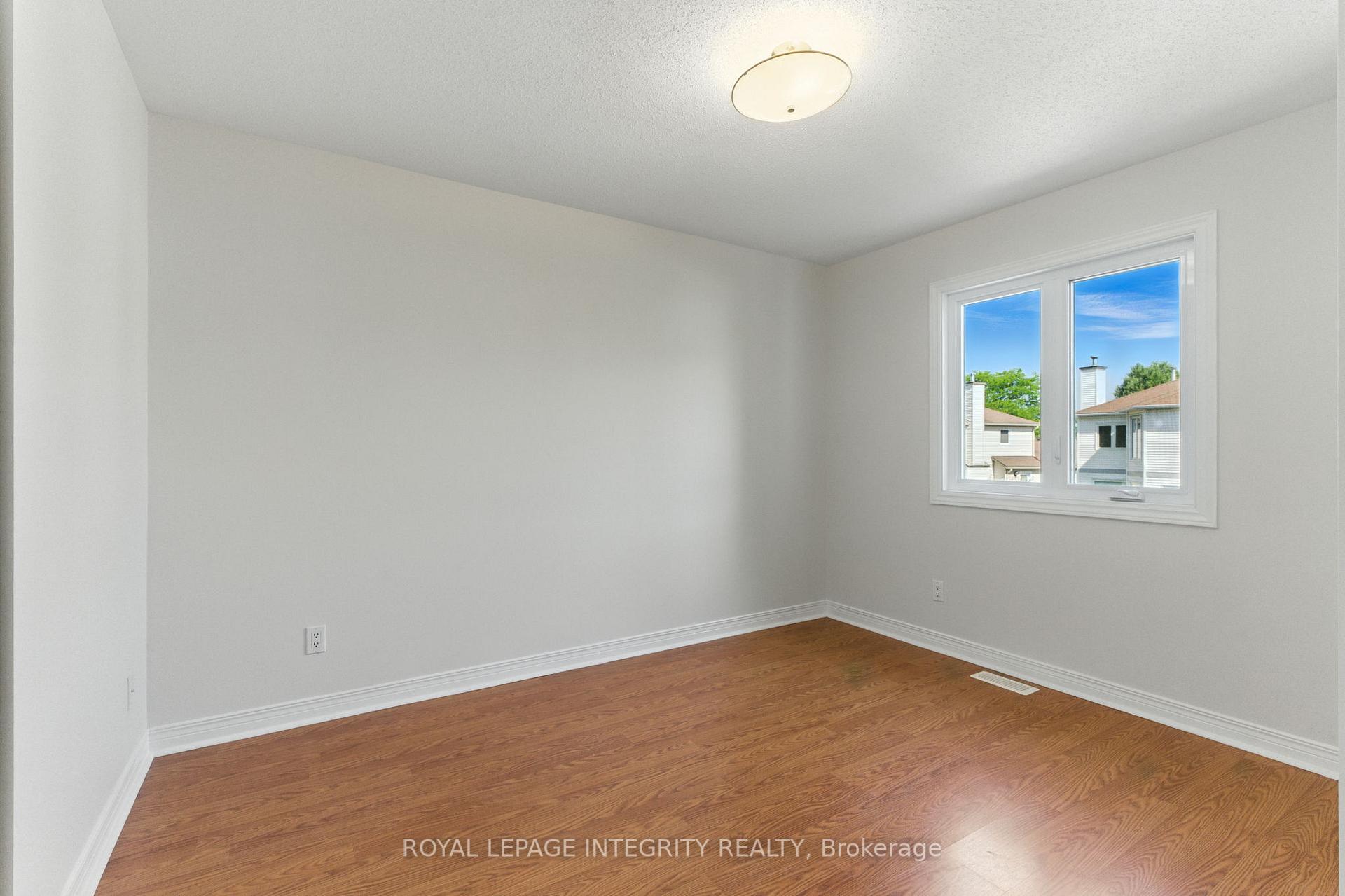 Photo 20 of 775 Adencliffe Drive, Ottawa, Fallingbrook/Ridgemount — HOMEH