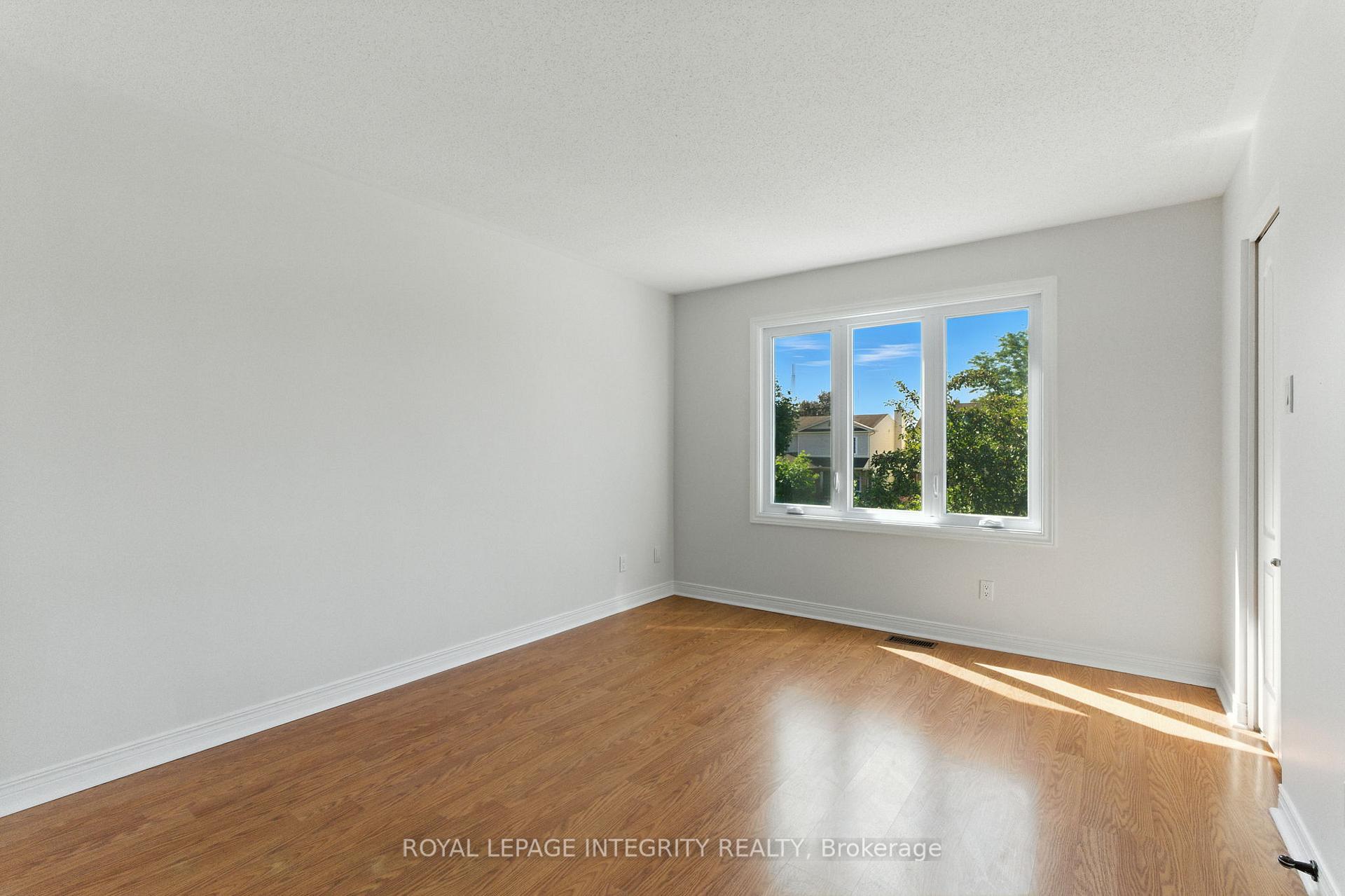 Photo 22 of 775 Adencliffe Drive, Ottawa, Fallingbrook/Ridgemount — HOMEH