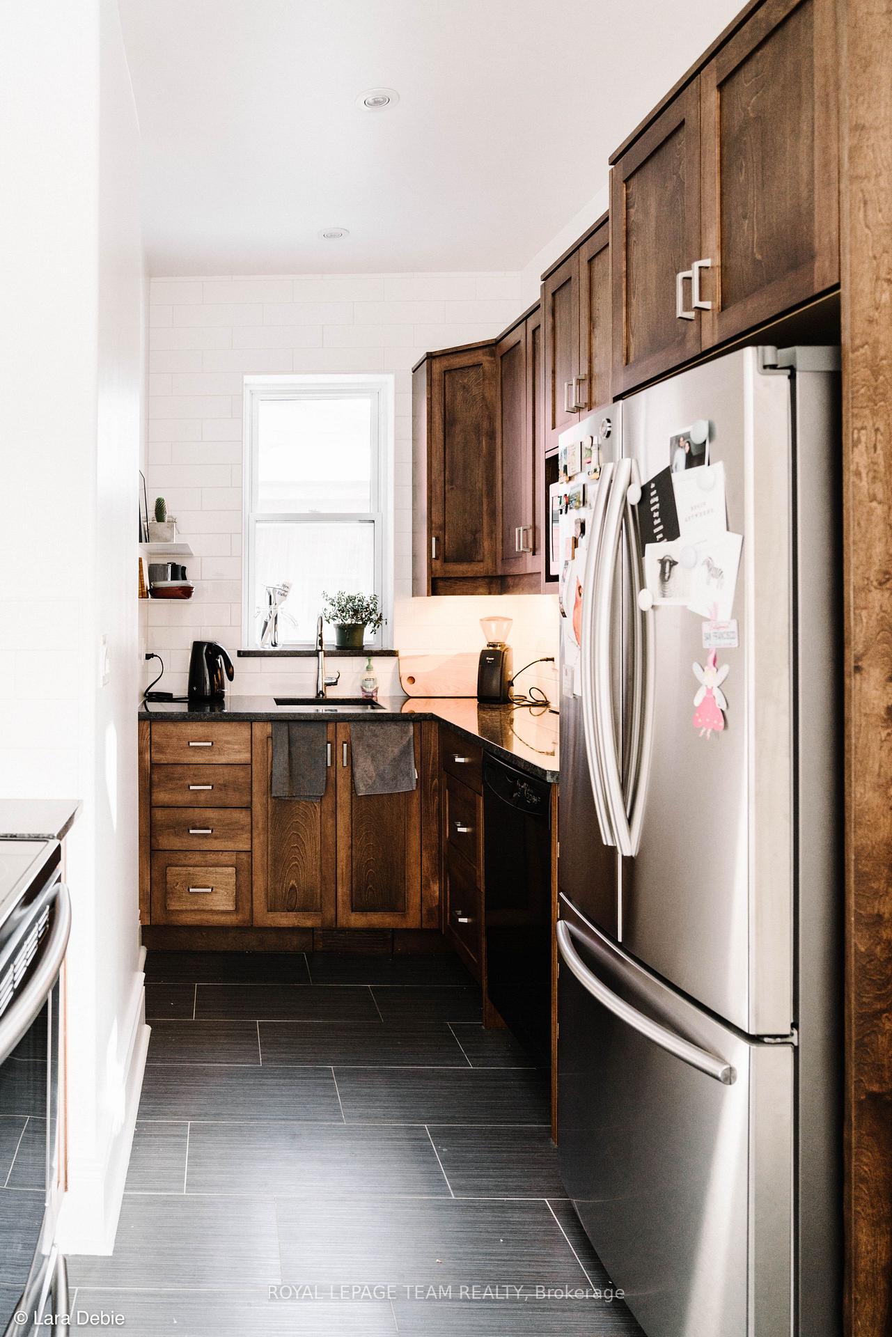 Photo 5 of Unit 1, 120 Flora Street, Ottawa, Ottawa Centre — HOMEH