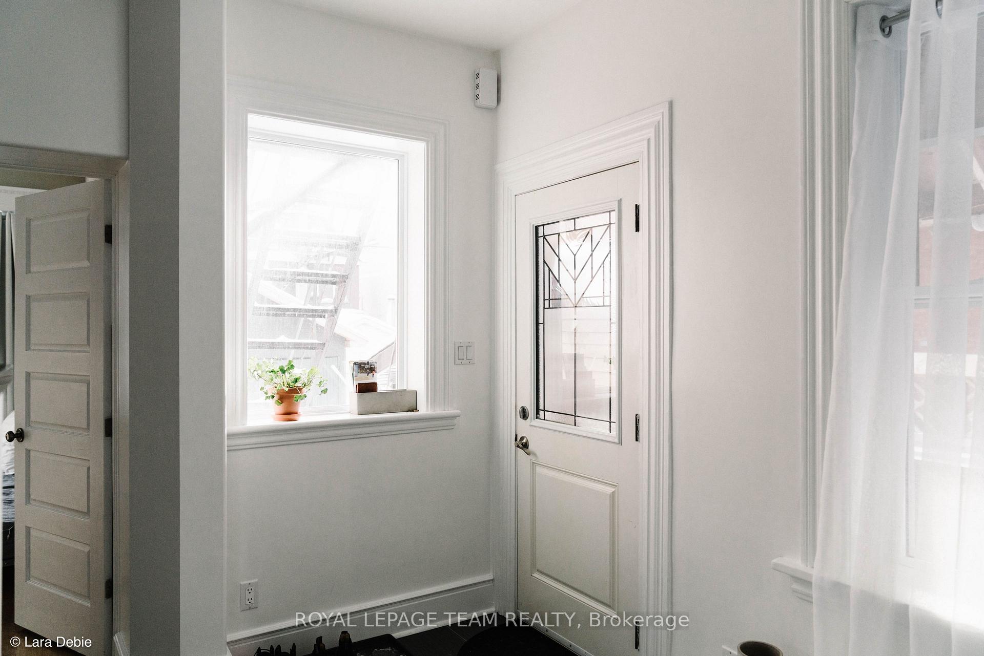 Photo 7 of Unit 1, 120 Flora Street, Ottawa, Ottawa Centre — HOMEH