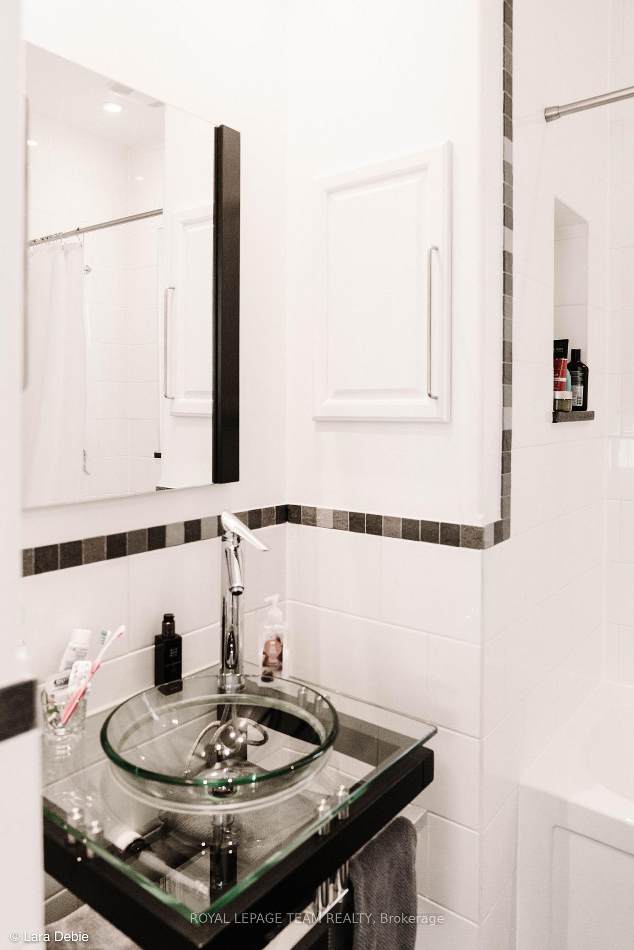 Photo 12 of Unit 1, 120 Flora Street, Ottawa, Ottawa Centre — HOMEH