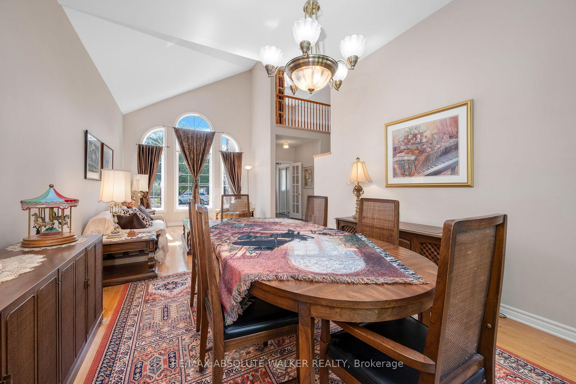 Photo 12 of 1867 Springridge Drive, Ottawa, Springridge/East Village — HOMEH