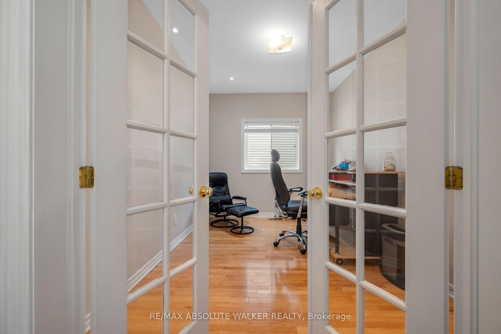 Photo 21 of 1867 Springridge Drive, Ottawa, Springridge/East Village — HOMEH