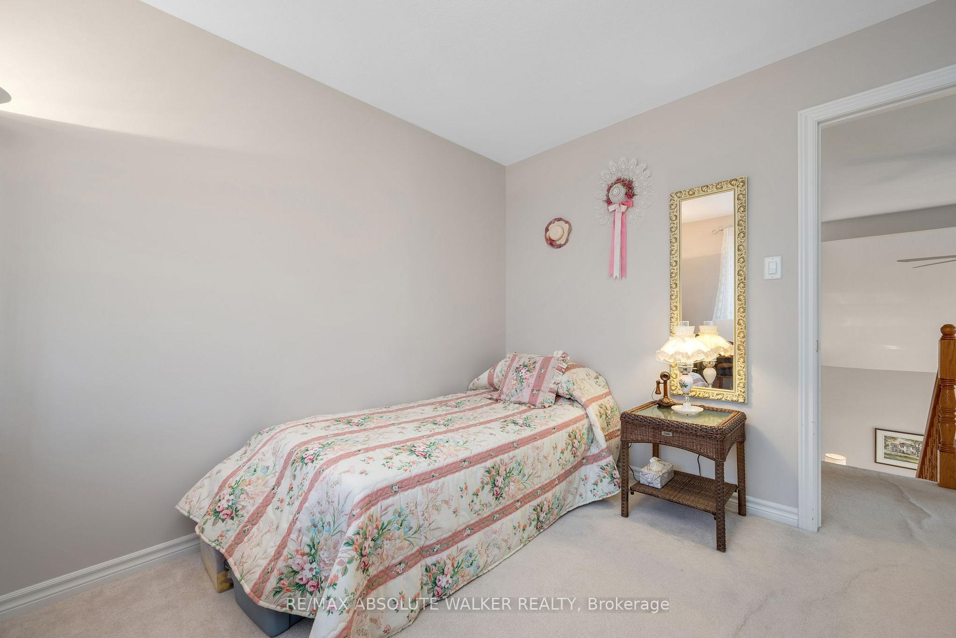 Photo 32 of 1867 Springridge Drive, Ottawa, Springridge/East Village — HOMEH