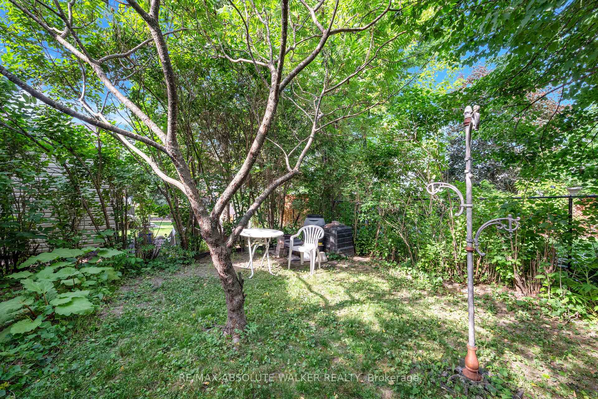 Photo 43 of 1867 Springridge Drive, Ottawa, Springridge/East Village — HOMEH