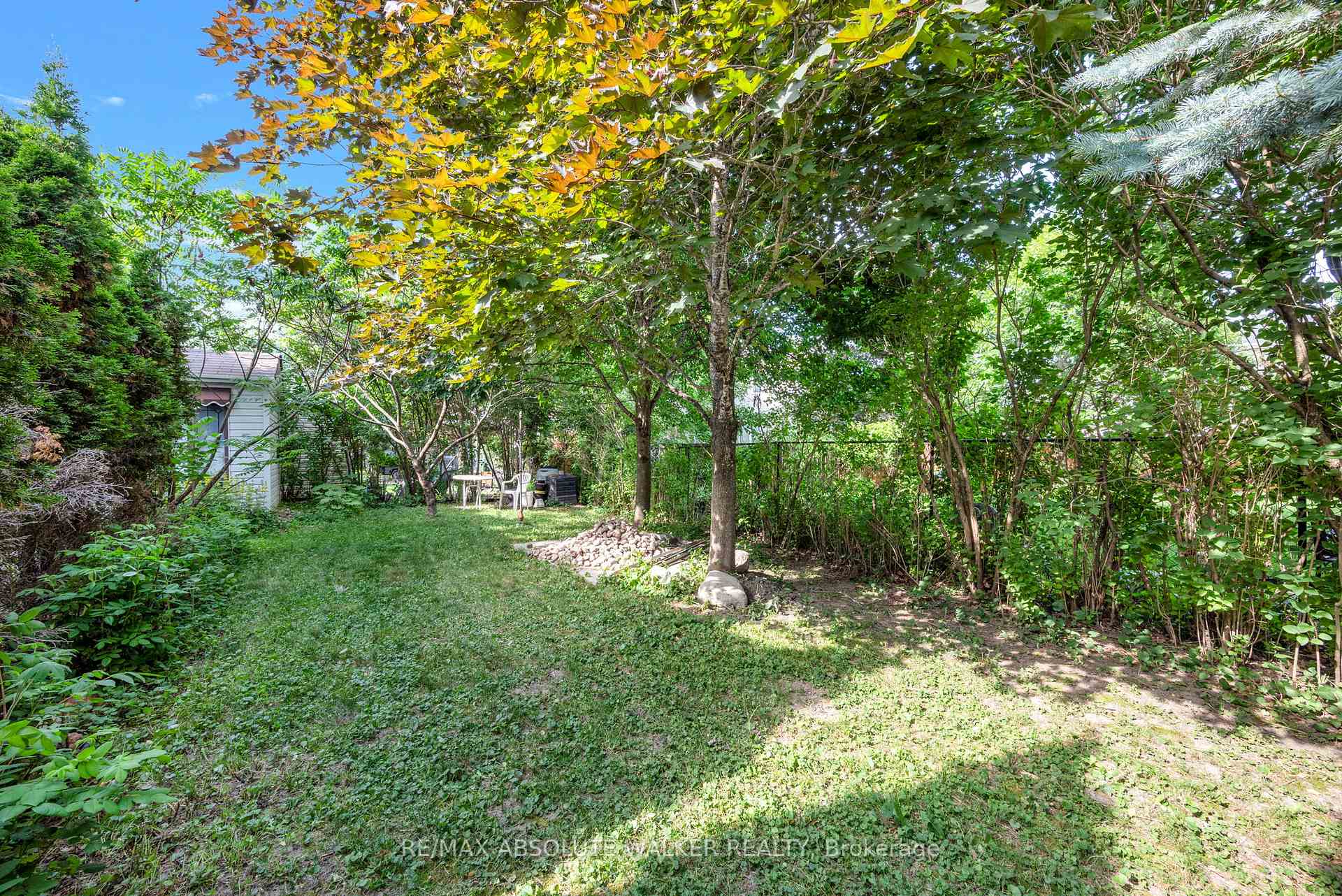 Photo 44 of 1867 Springridge Drive, Ottawa, Springridge/East Village — HOMEH