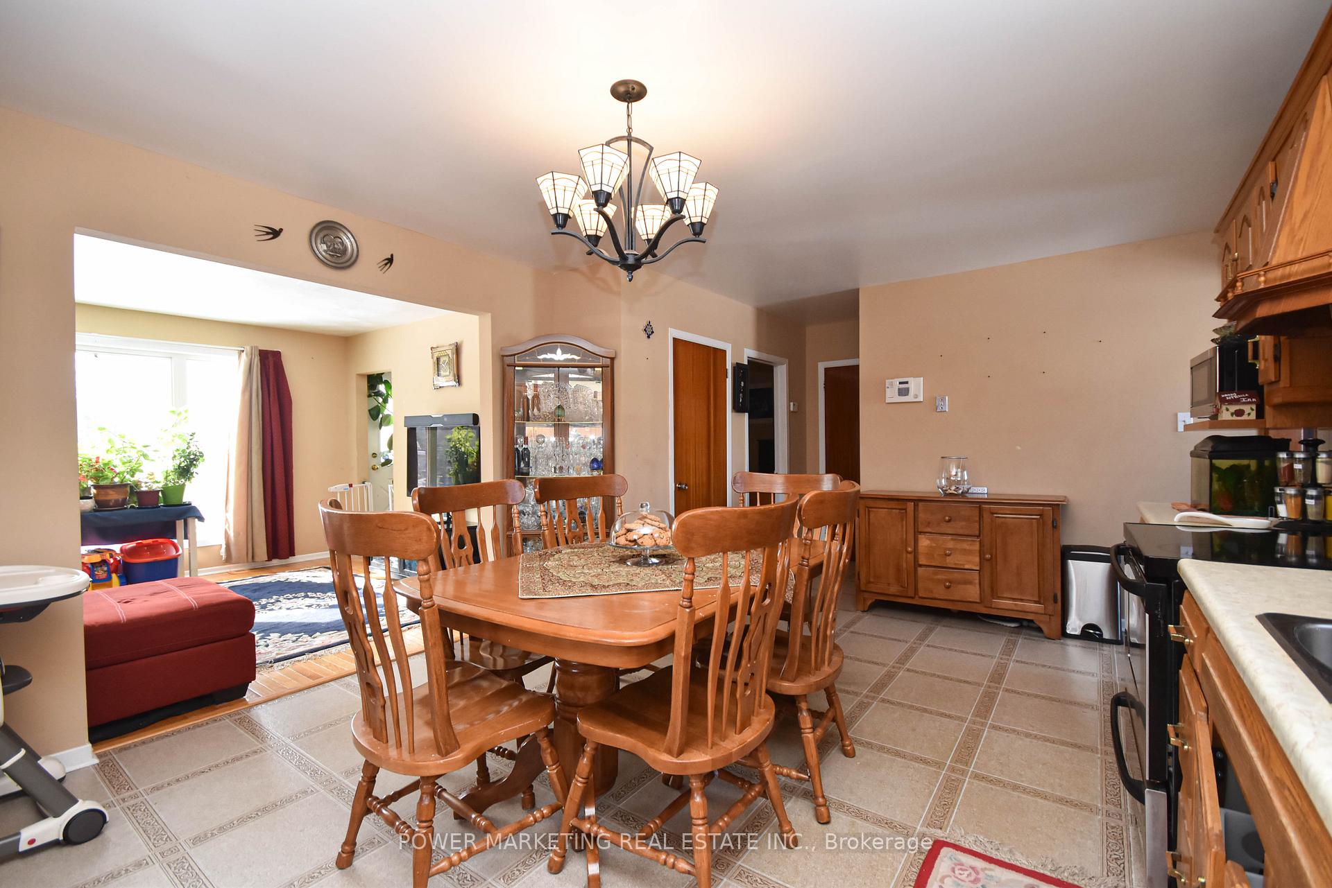 Photo 5 of 3329 Navan Road, Ottawa, Mer Bleue/Bradley Estates/Anderson Park — HOMEH