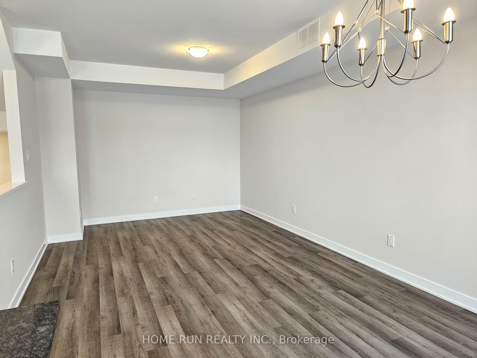 Photo 11 of 126 Venasque, Ottawa, Notting Hill/Summerside — HOMEH