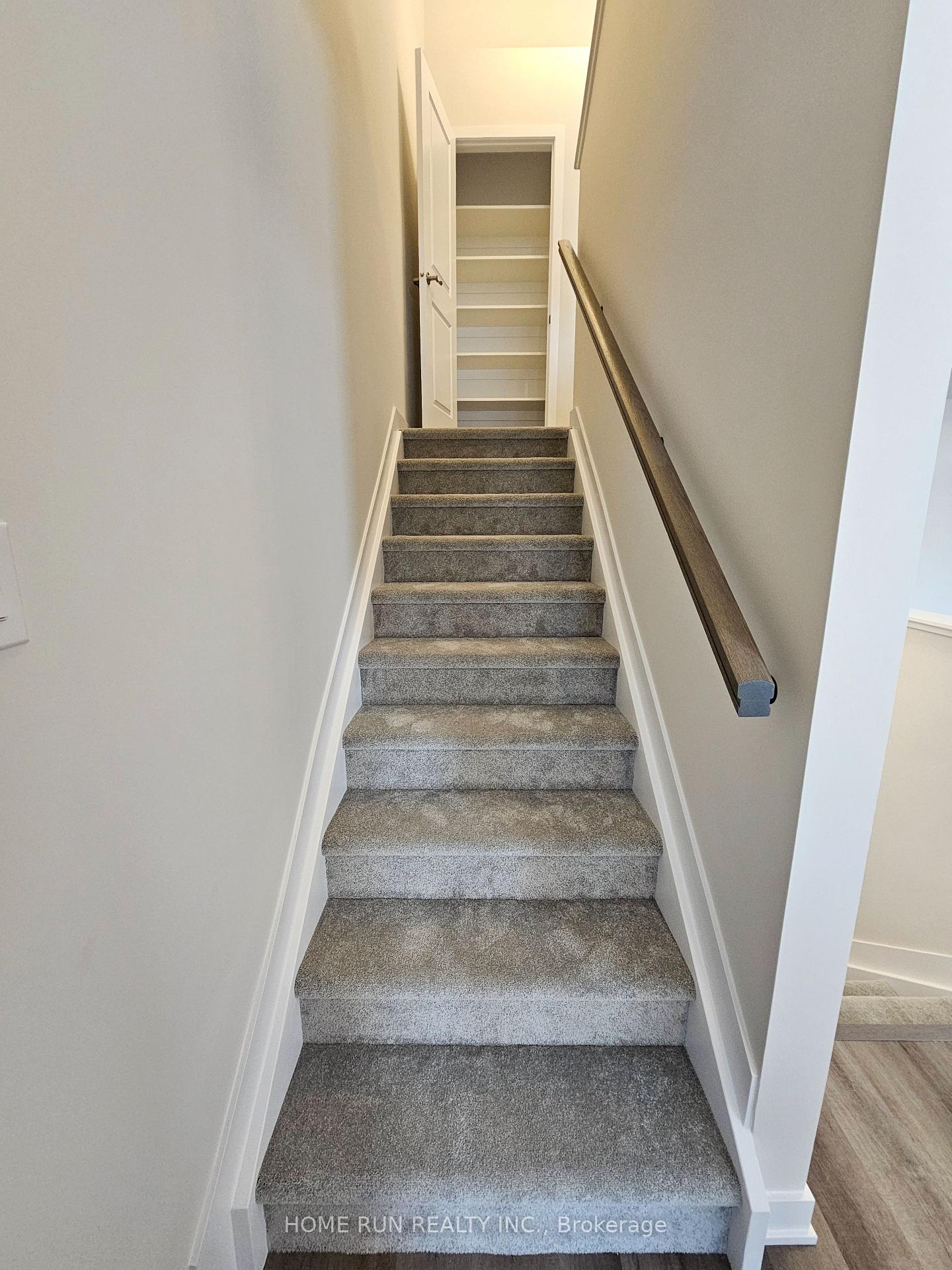 Photo 15 of 126 Venasque, Ottawa, Notting Hill/Summerside — HOMEH