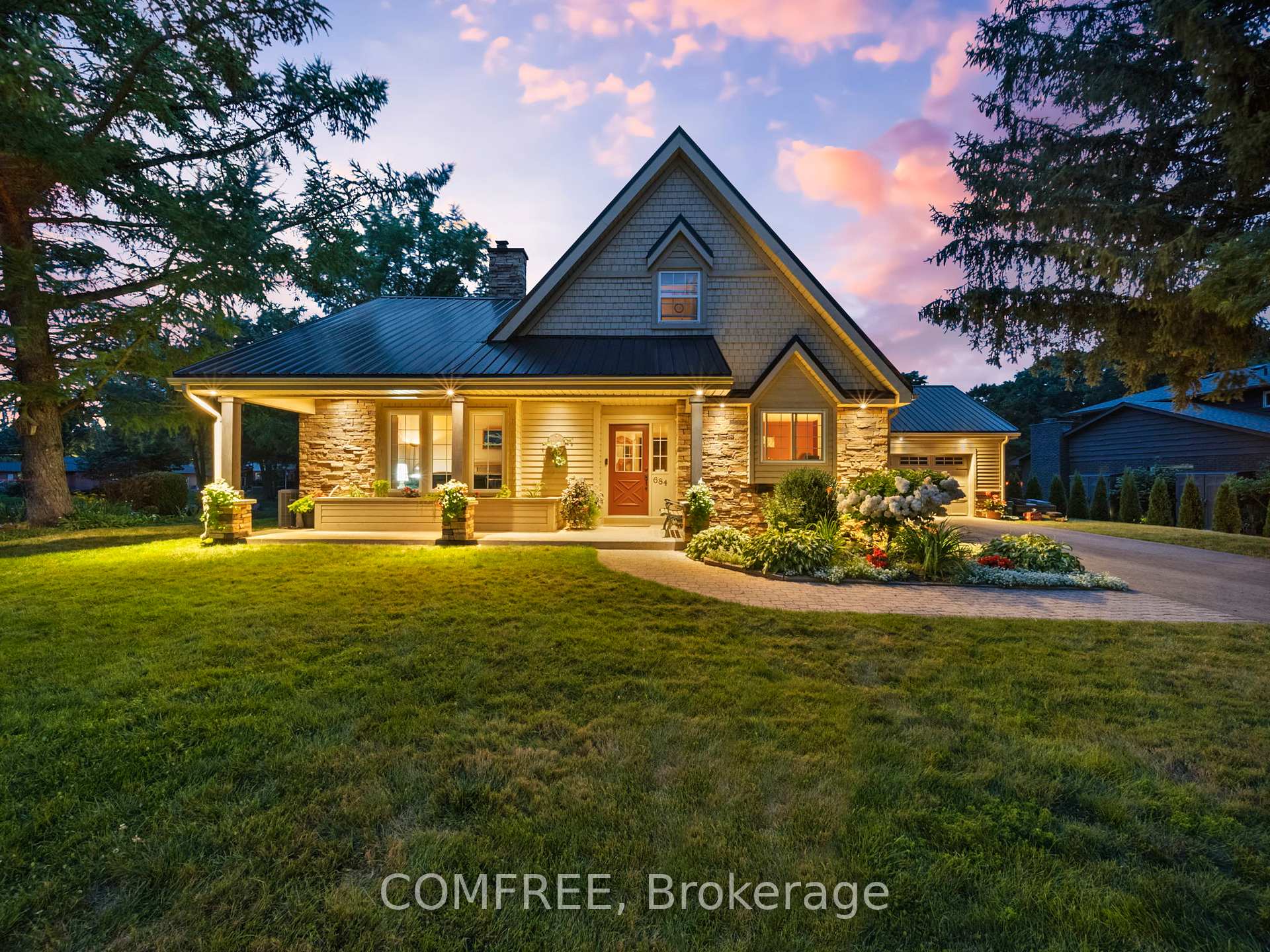 Photo 1 of 684 Glen Crescent, Orillia — HOMEH