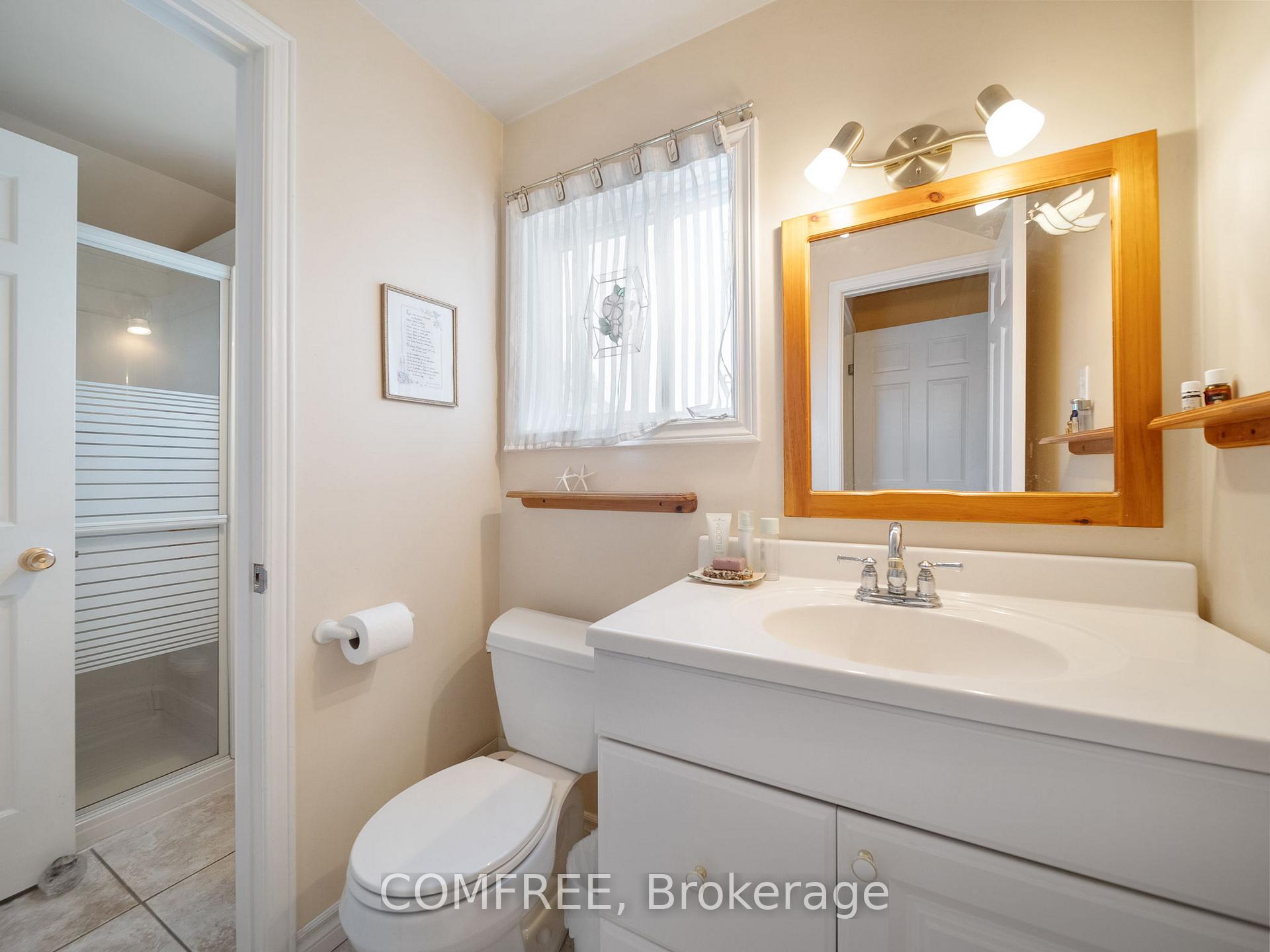 Photo 11 of 684 Glen Crescent, Orillia — HOMEH