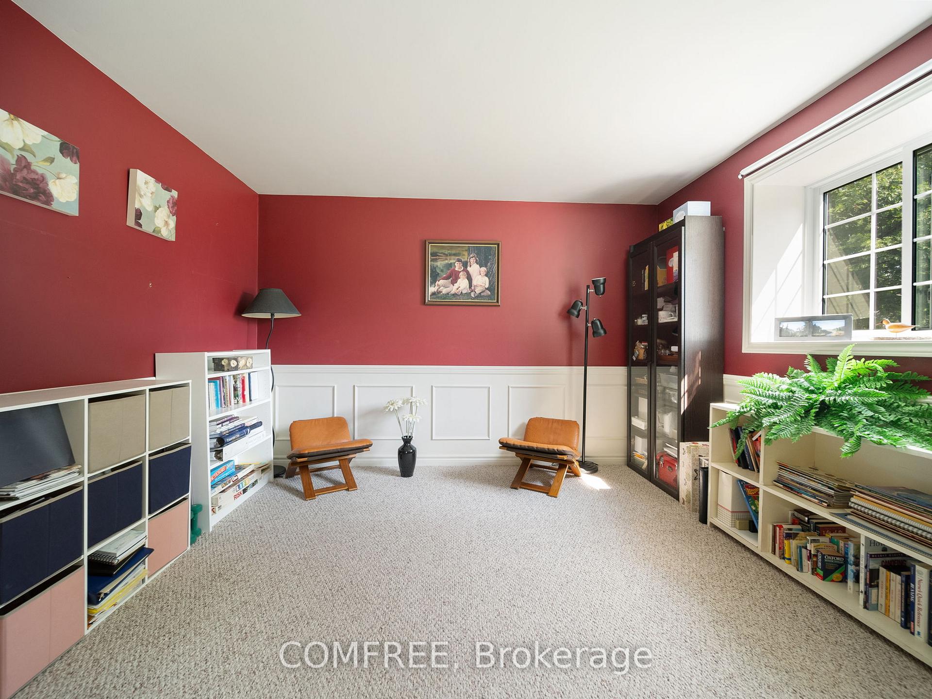 Photo 16 of 684 Glen Crescent, Orillia — HOMEH