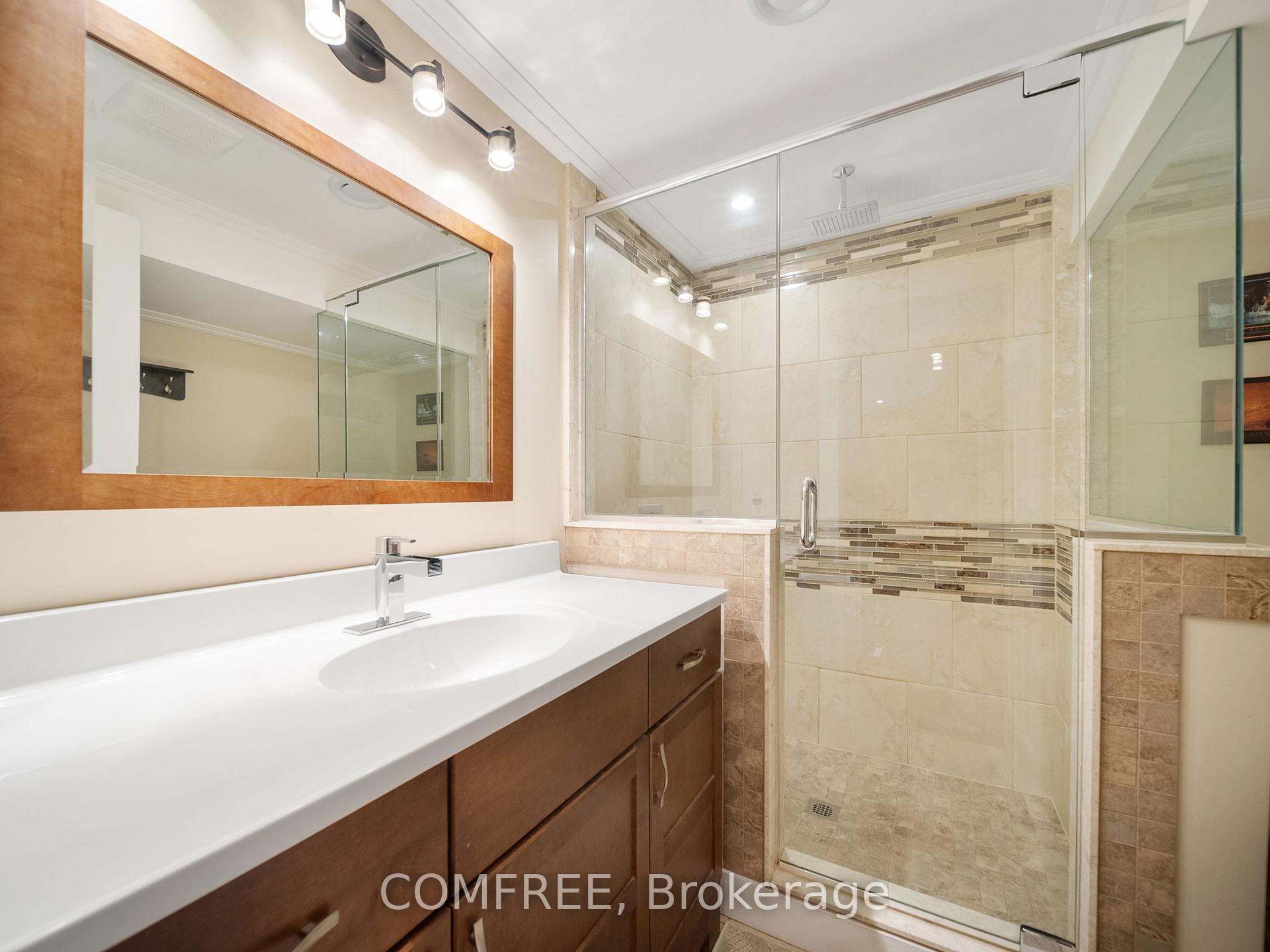 Photo 18 of 684 Glen Crescent, Orillia — HOMEH