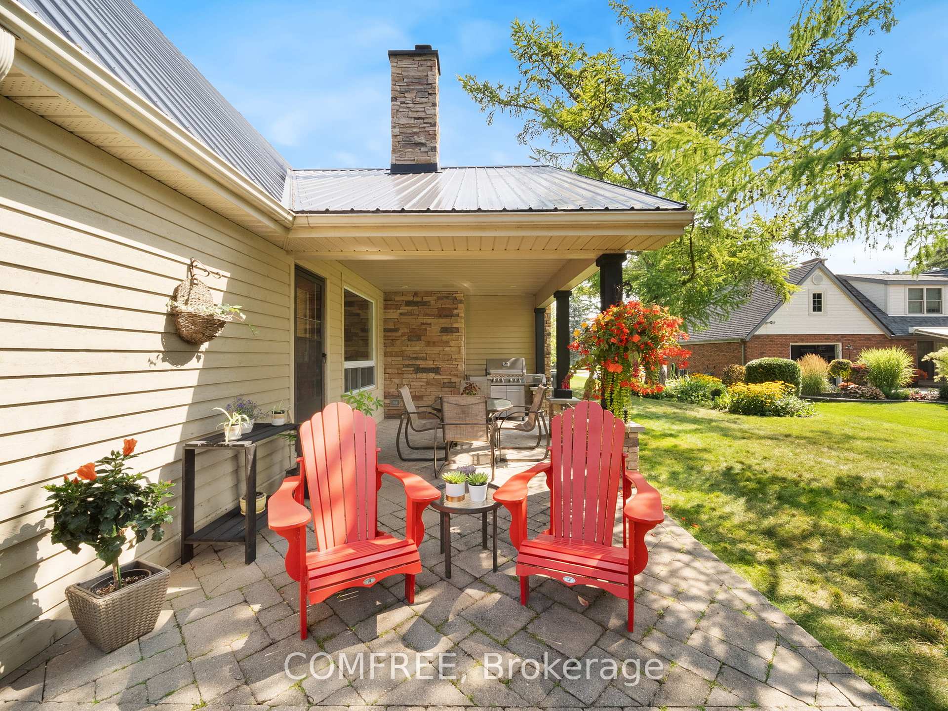 Photo 25 of 684 Glen Crescent, Orillia — HOMEH