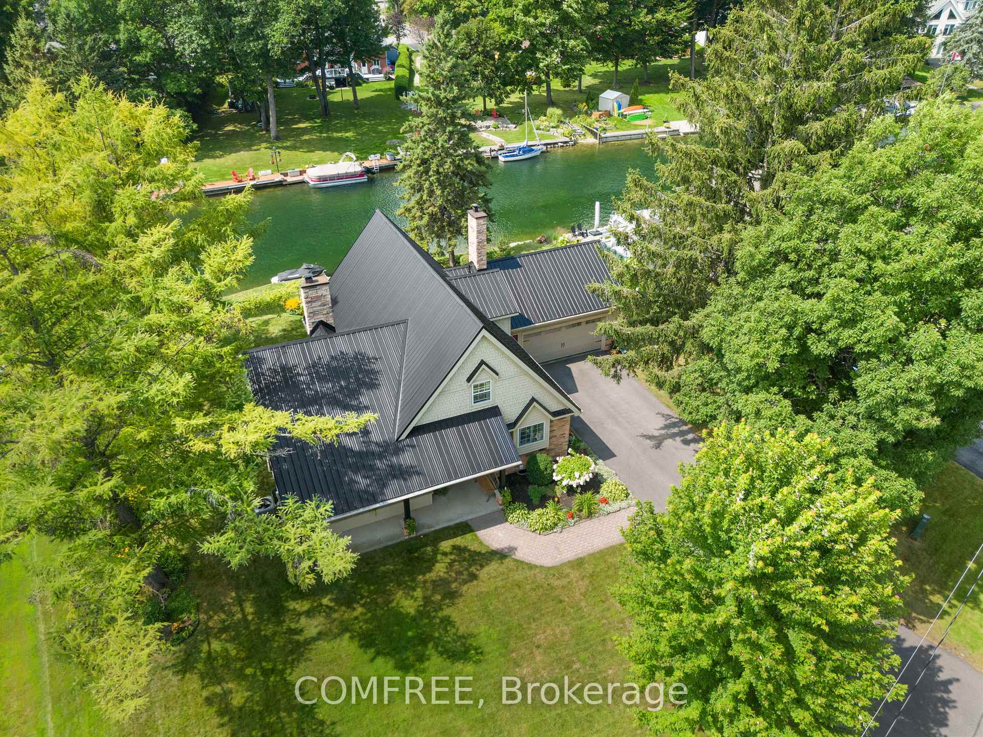 Photo 31 of 684 Glen Crescent, Orillia — HOMEH