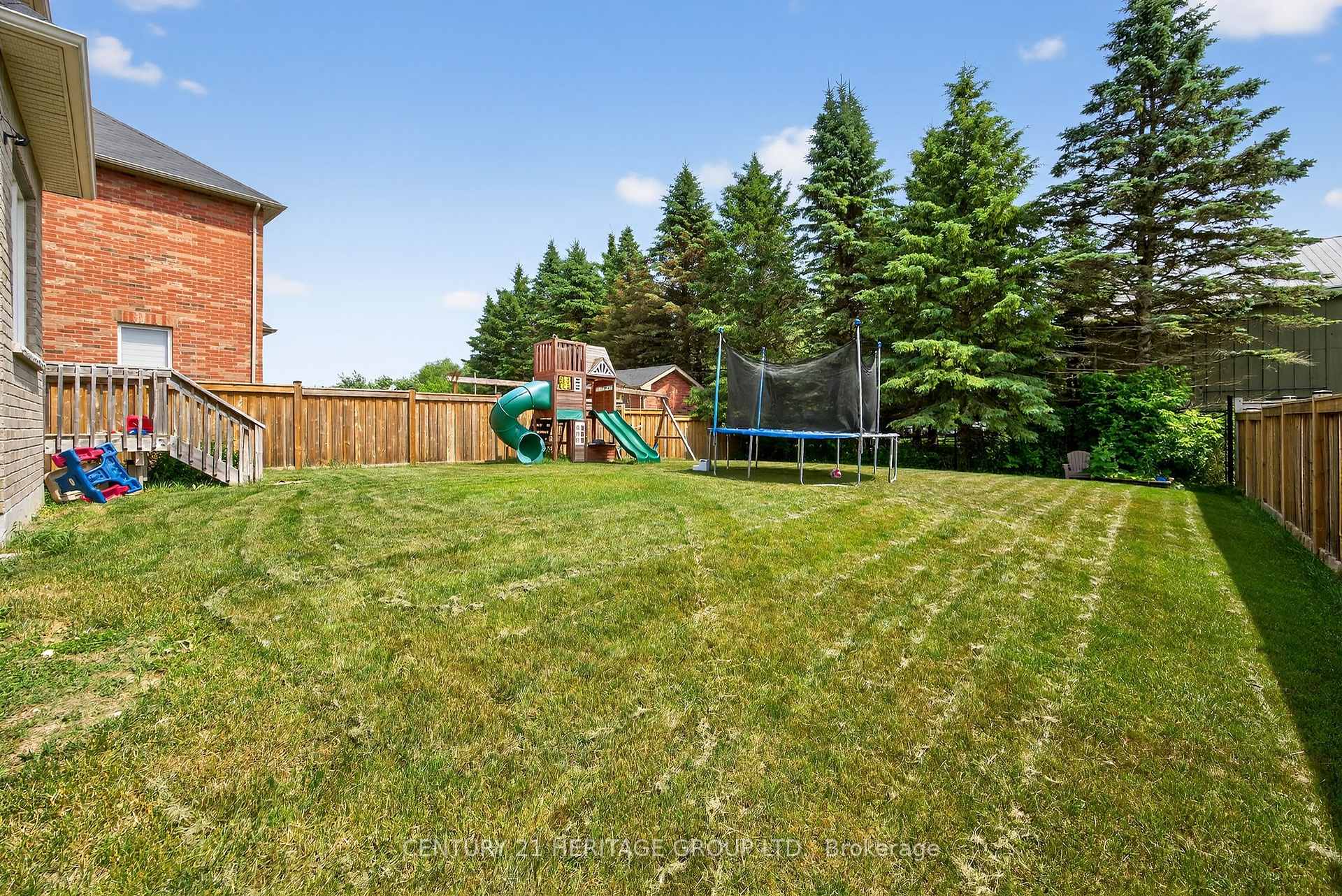 Photo 46 of 9 Webb Trail, New Tecumseth, Tottenham — HOMEH