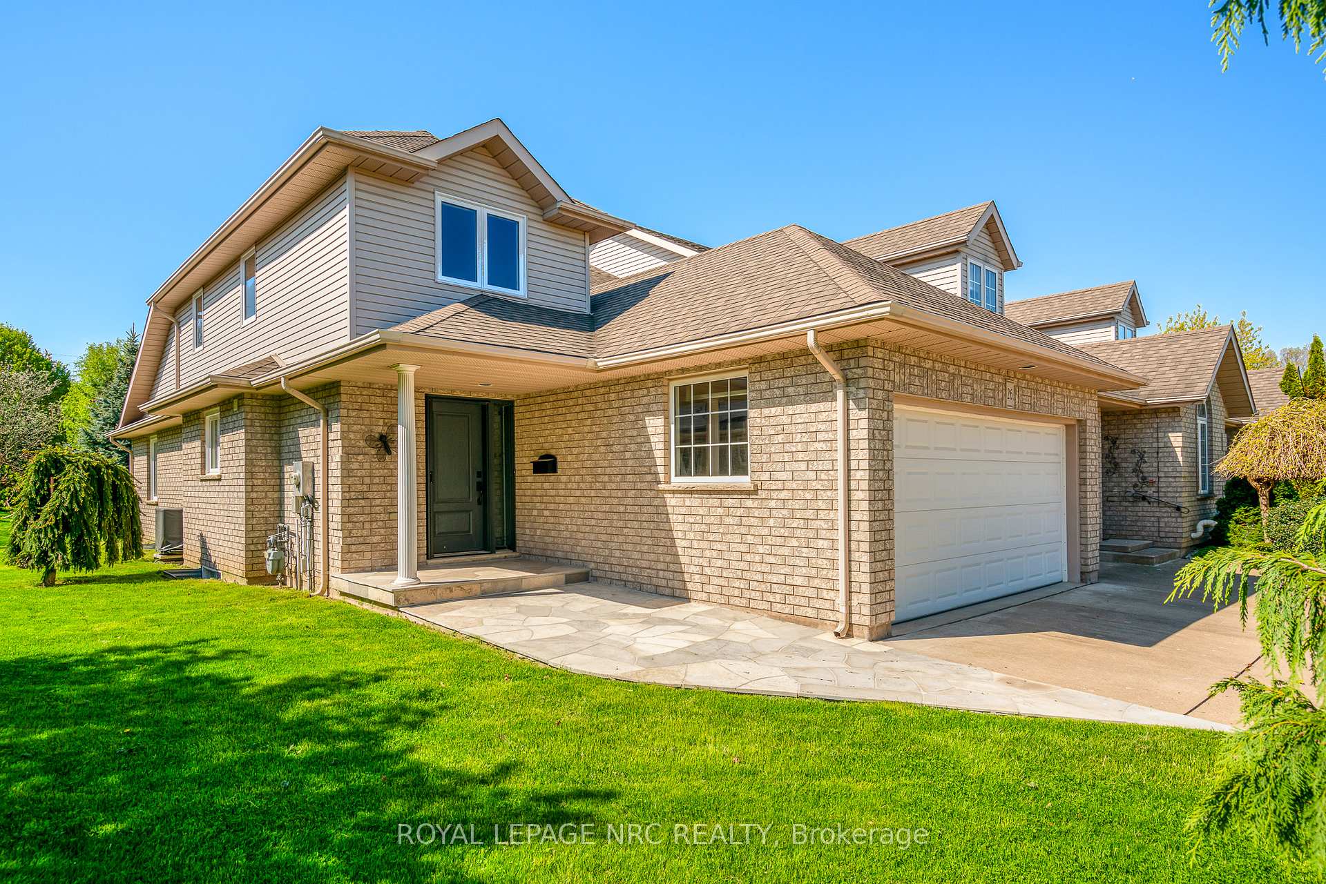 Photo 3 of 26 Stonegate Place, Pelham, Fonthill — HOMEH